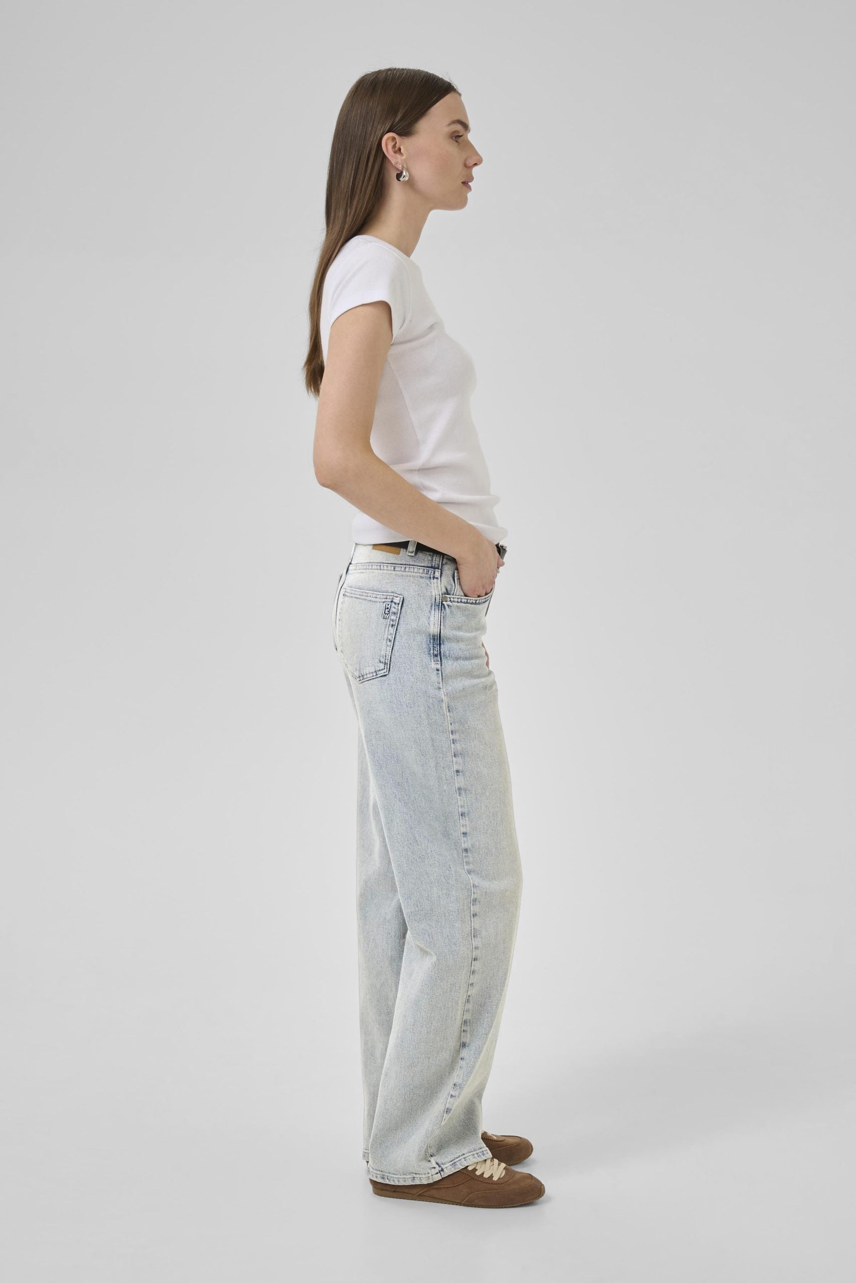 My Essential Wardrobe Jeans Louis 139 High Wide Broek L34 light blue wash