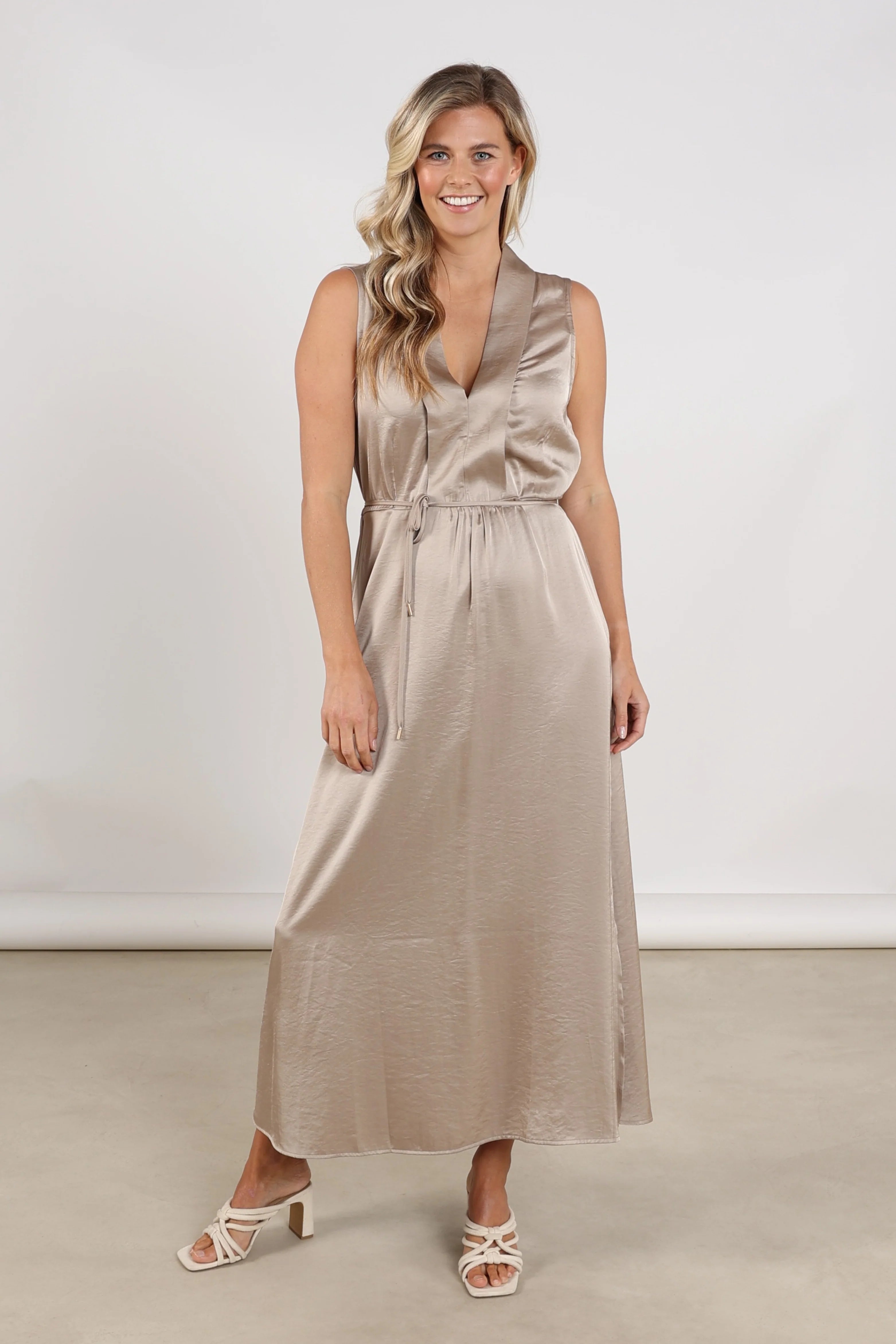 Nukus Violet Jurk Silky fango