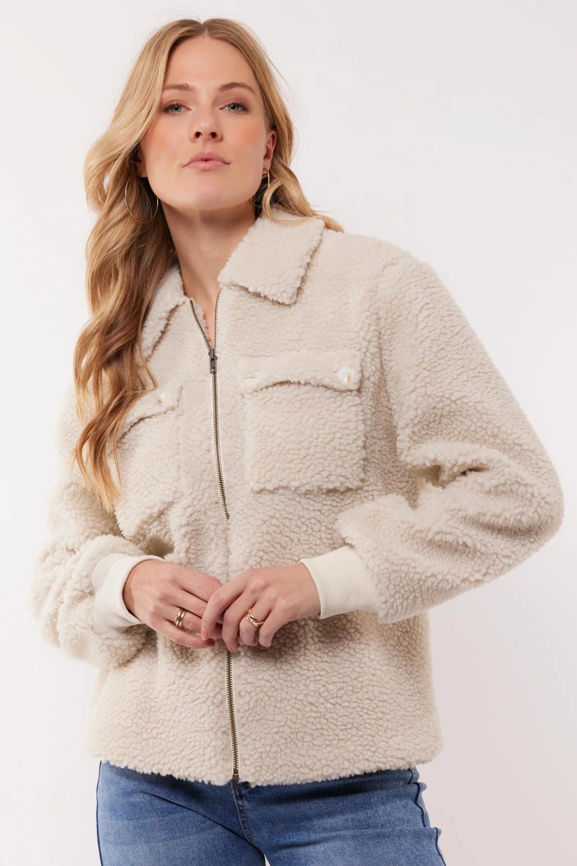 C&S Cherry Teddy Jacket sand