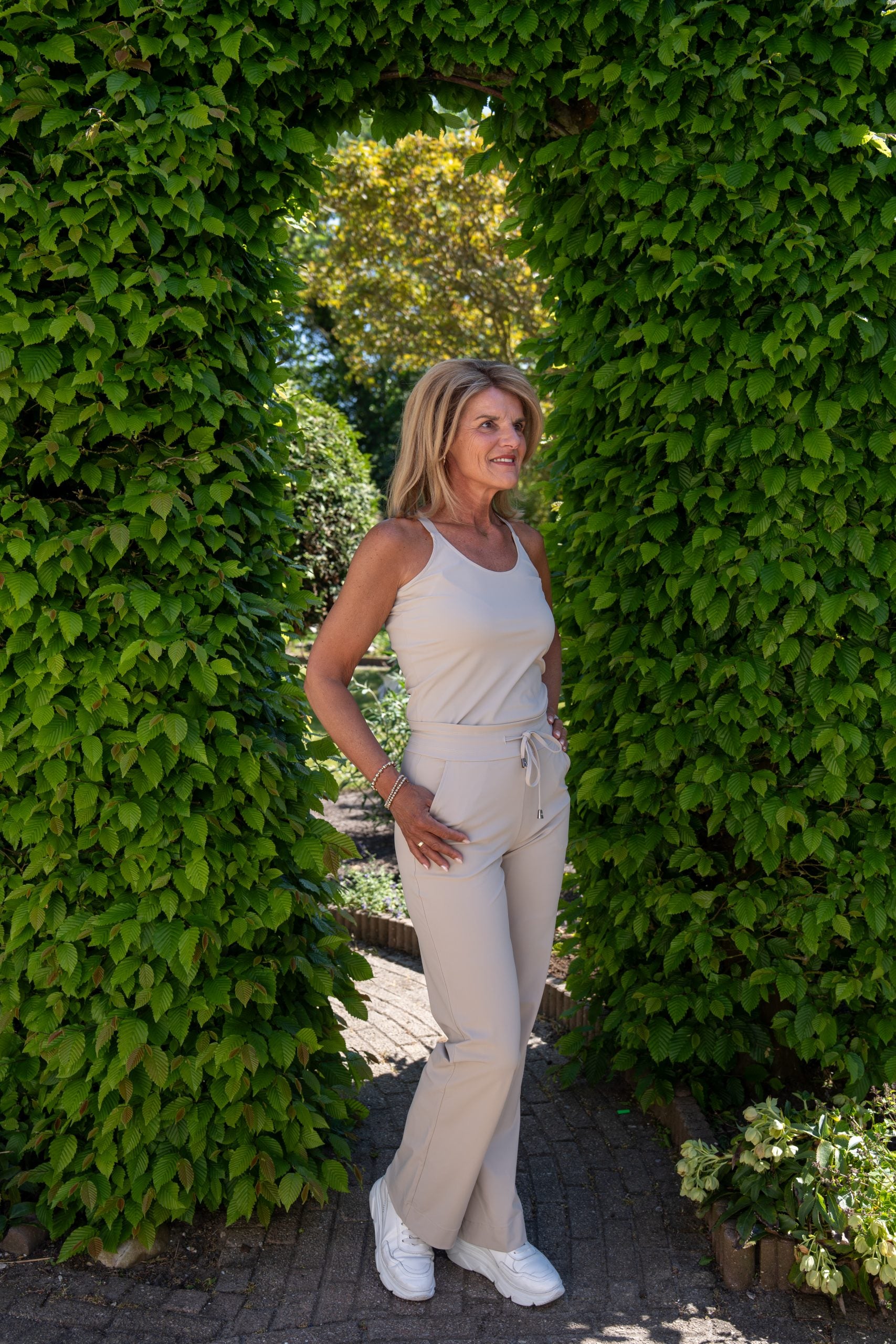 Mi Piace Travelstof Top Cross Band beige 202531