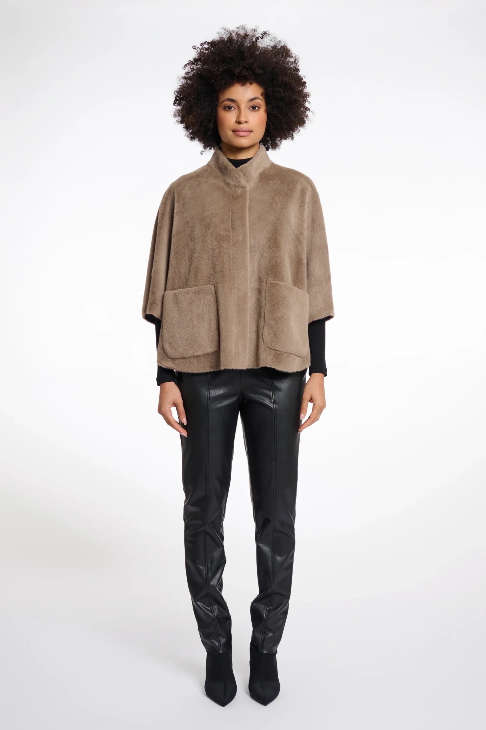 Rino & Pelle Dewi Faux Fur Cape toffee