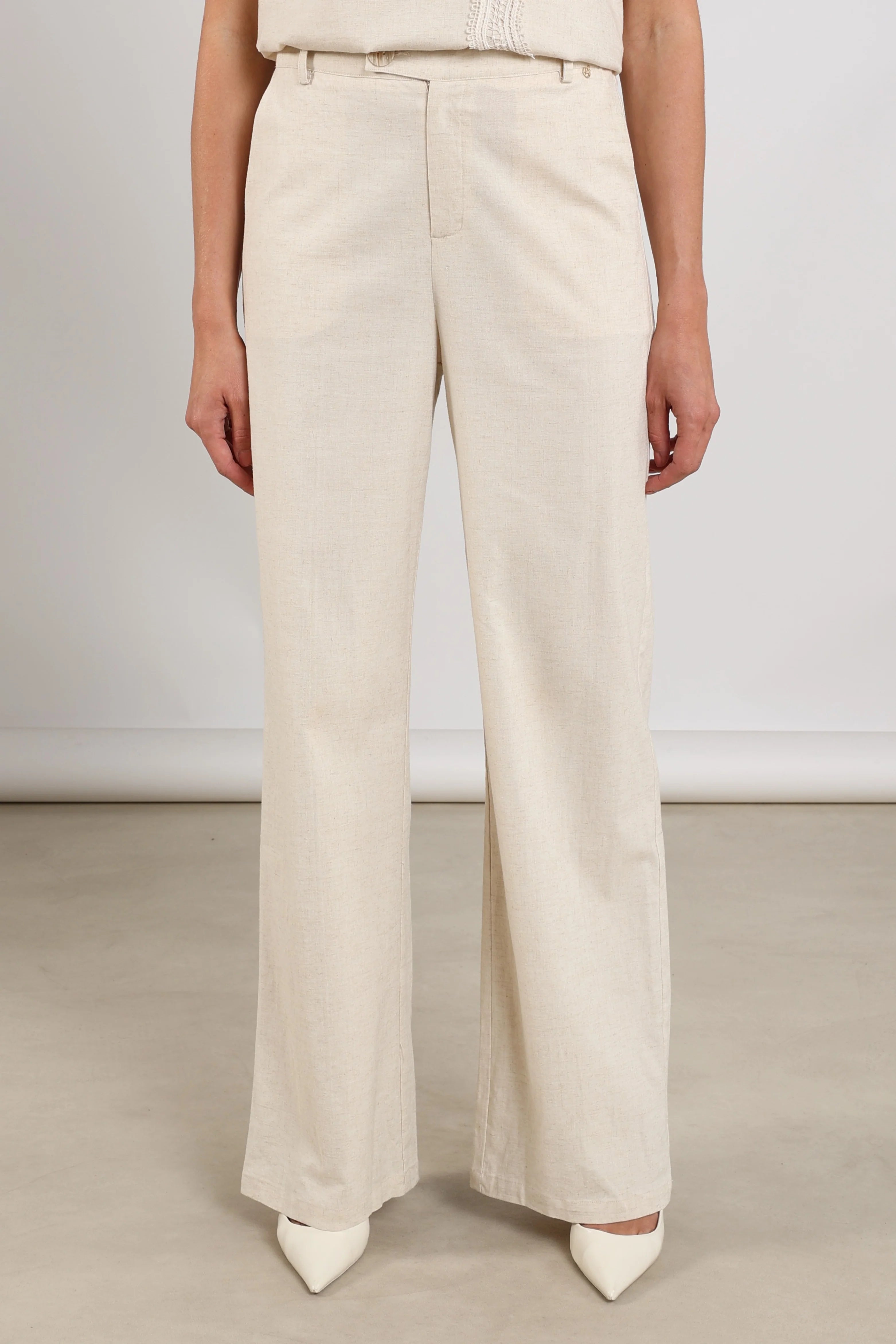 Nukus Eline Broek sand