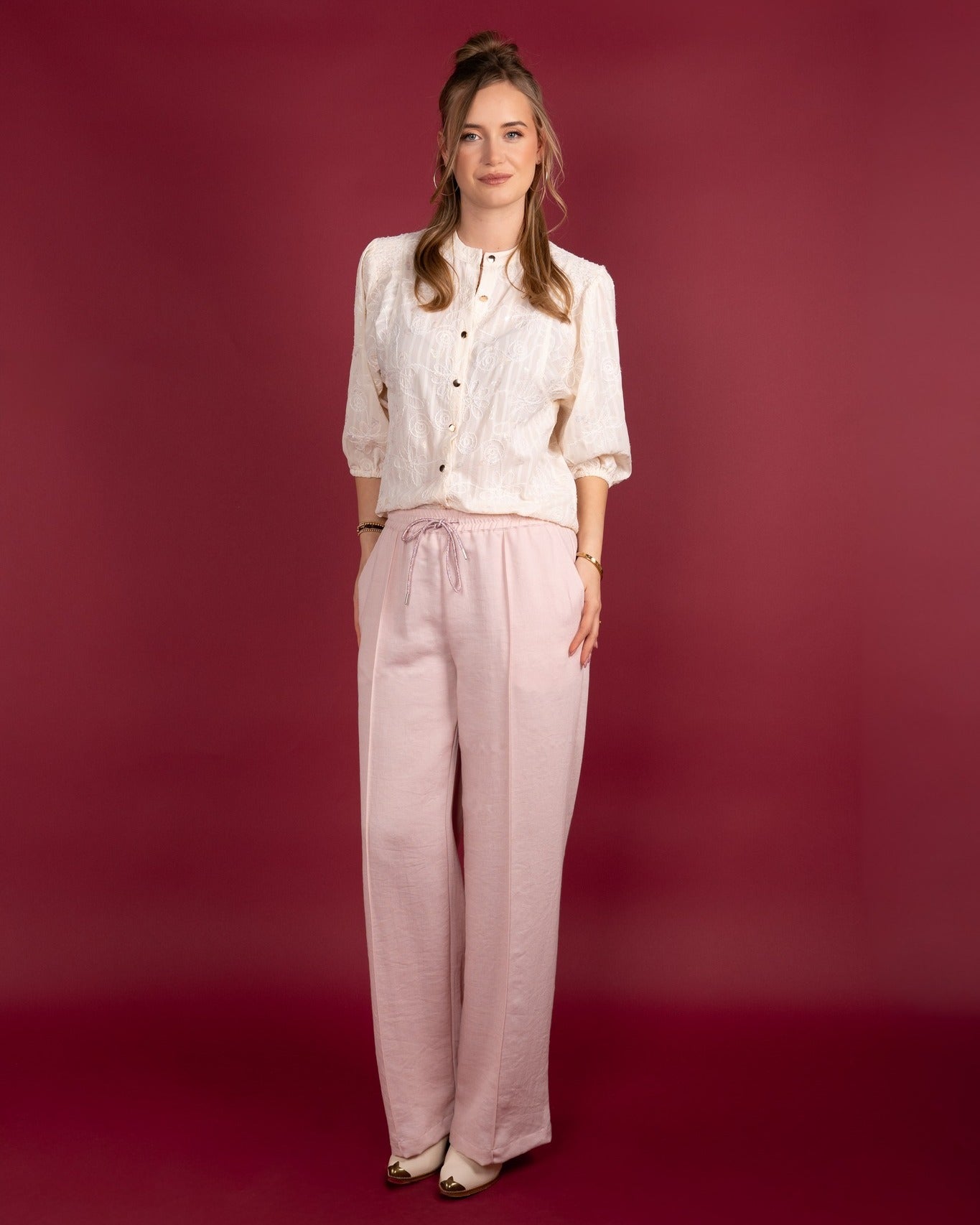 ICNK Amsterdam Job Blouse Cordella Butterfly Print offwhite