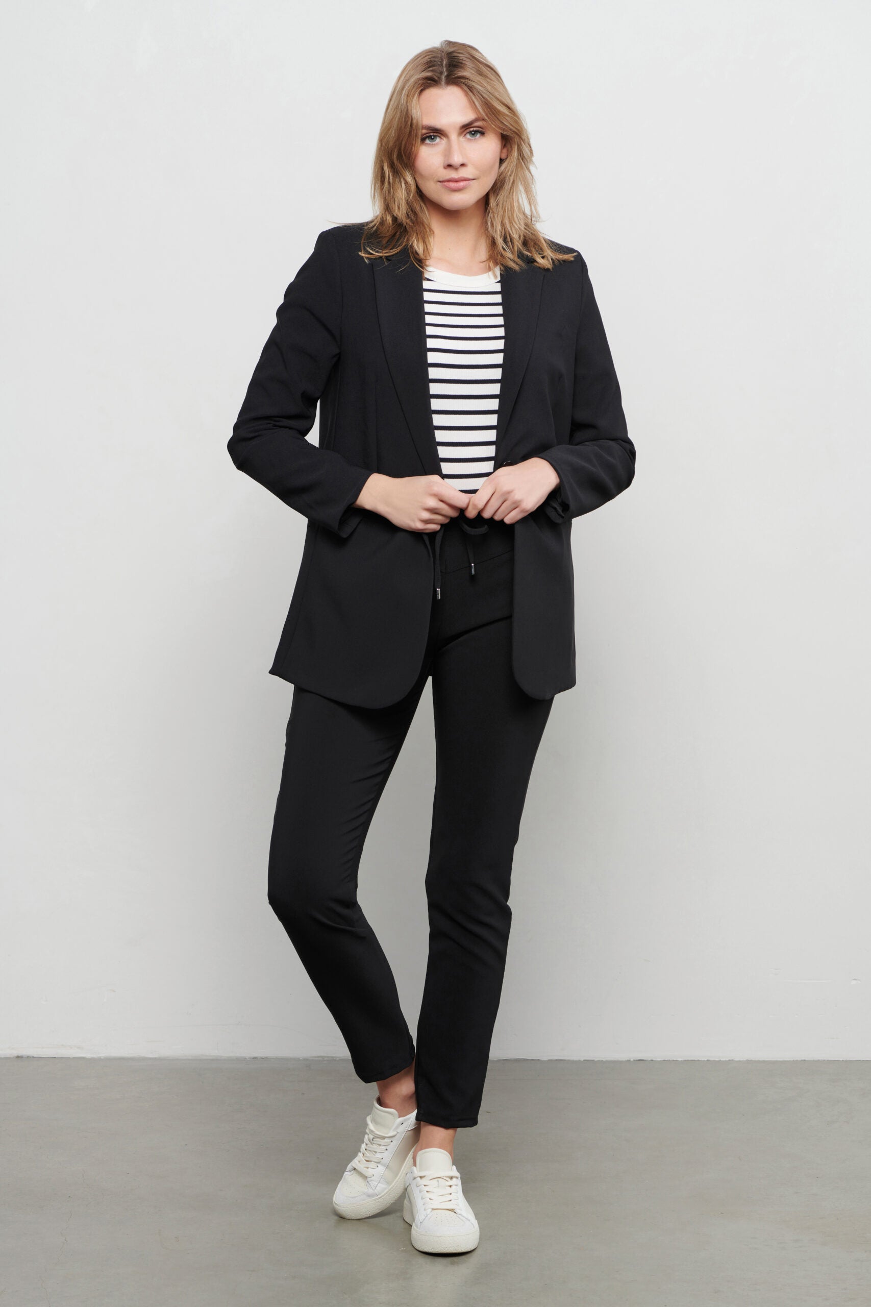 Co Woman Penny Comfort Travelstof zwaardere kwaliteit zwart