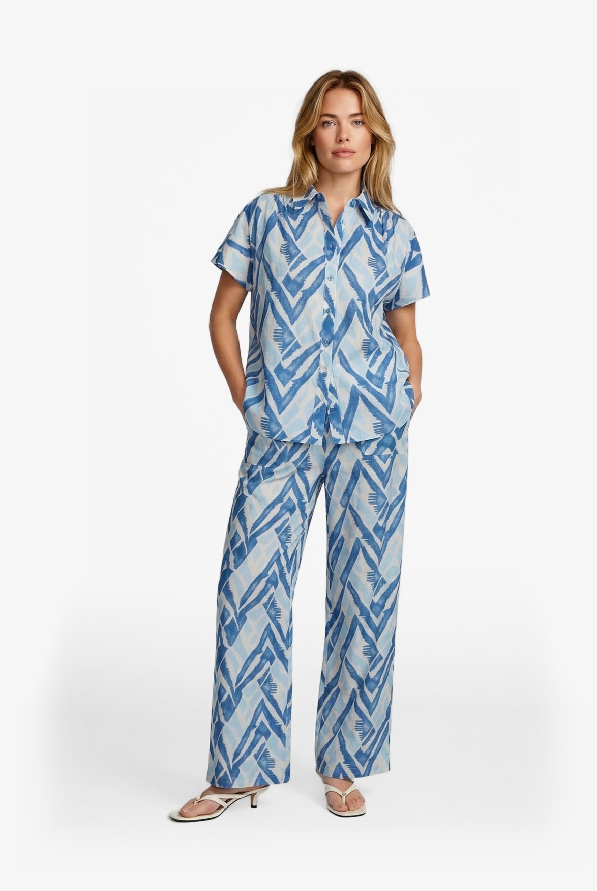 C&S Lene Blouse sand / cornflower blue