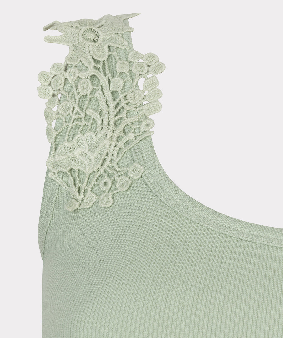 Esqualo Mouwloze Top HS26.30211 soft green