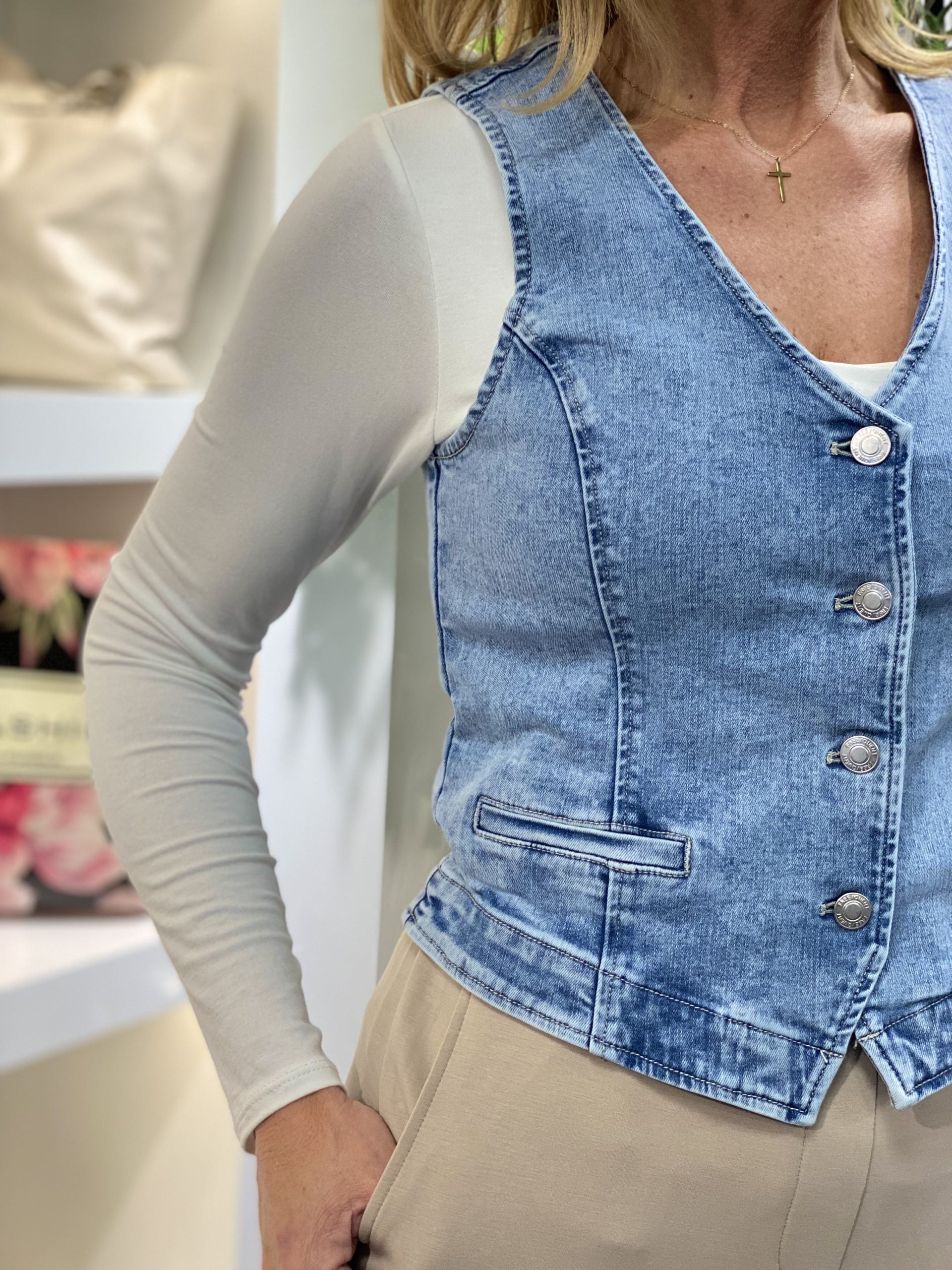 Freequent Halsey Gilet light blue denim