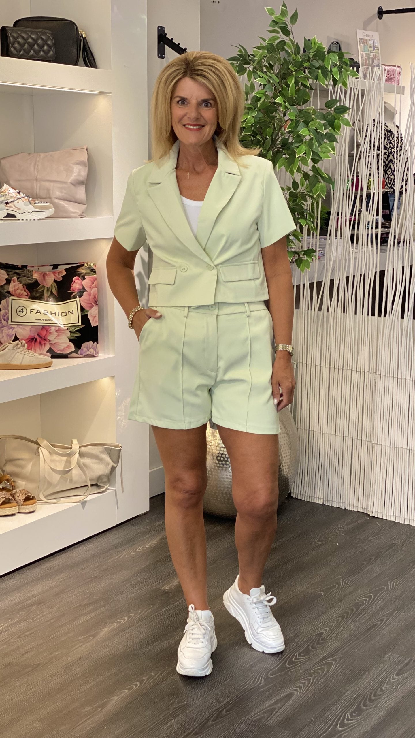 Azzurro Korte Blazer 9864 mintgroen