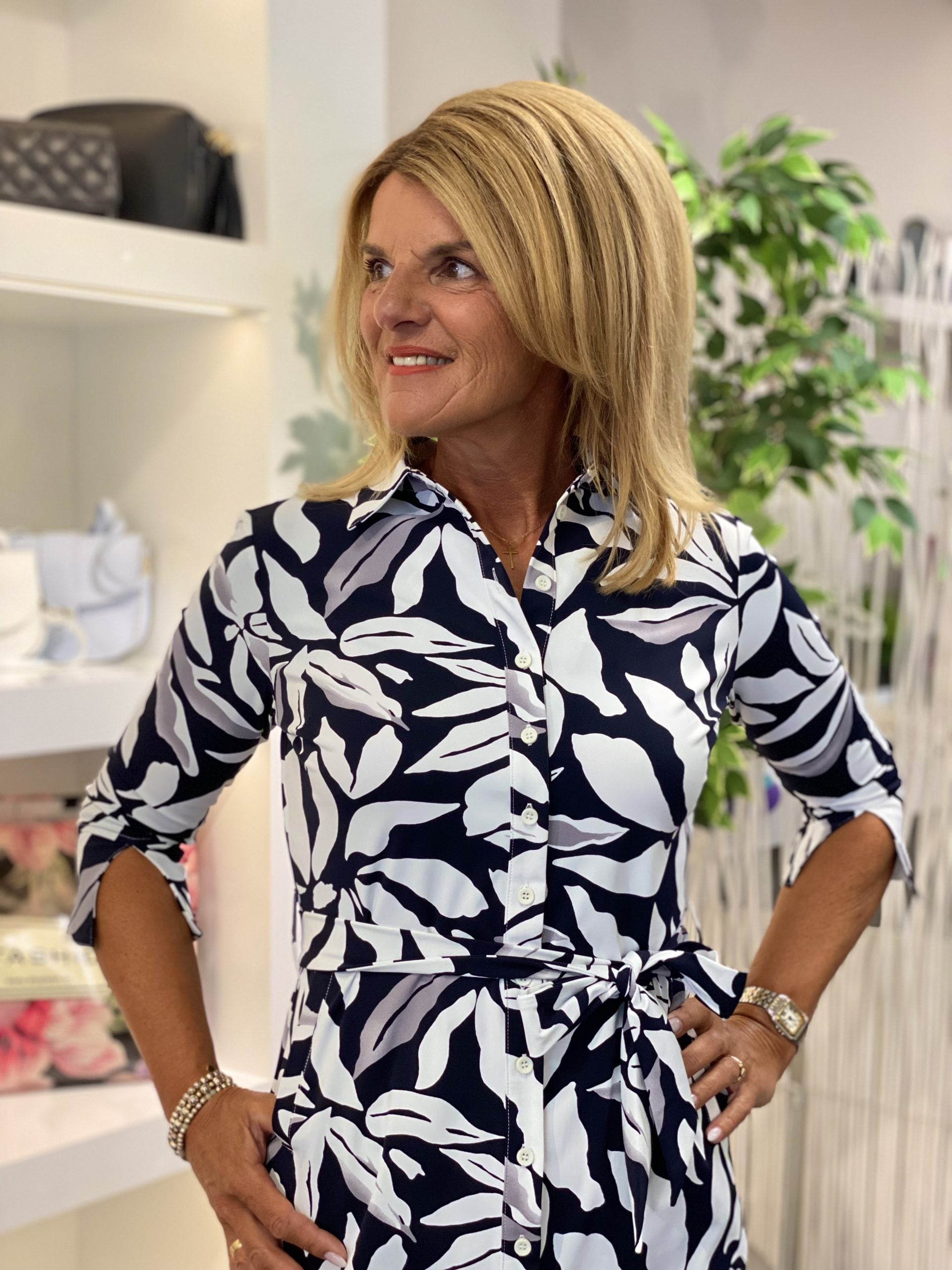 Mi Piace Travelstof Jurk donkerblauw offwhite flower print 202092