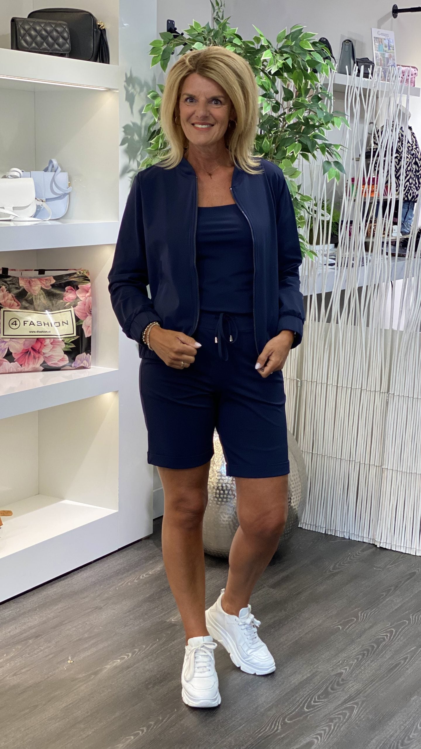 Mi Piace Travelstof Bomber Jack donkerblauw 202463