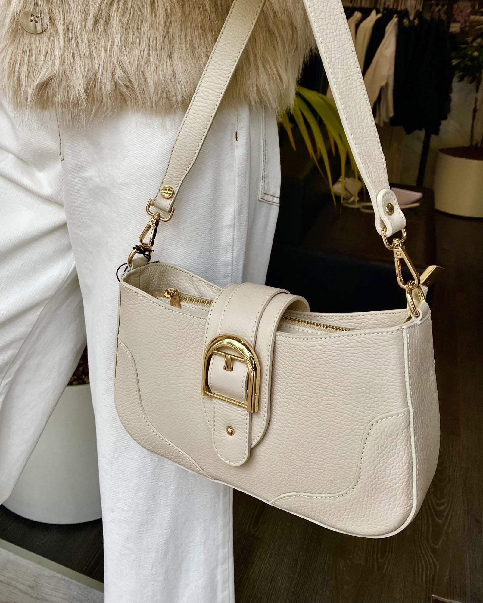 Giuliano Tas met Gesp Leer Kit/Goud T228