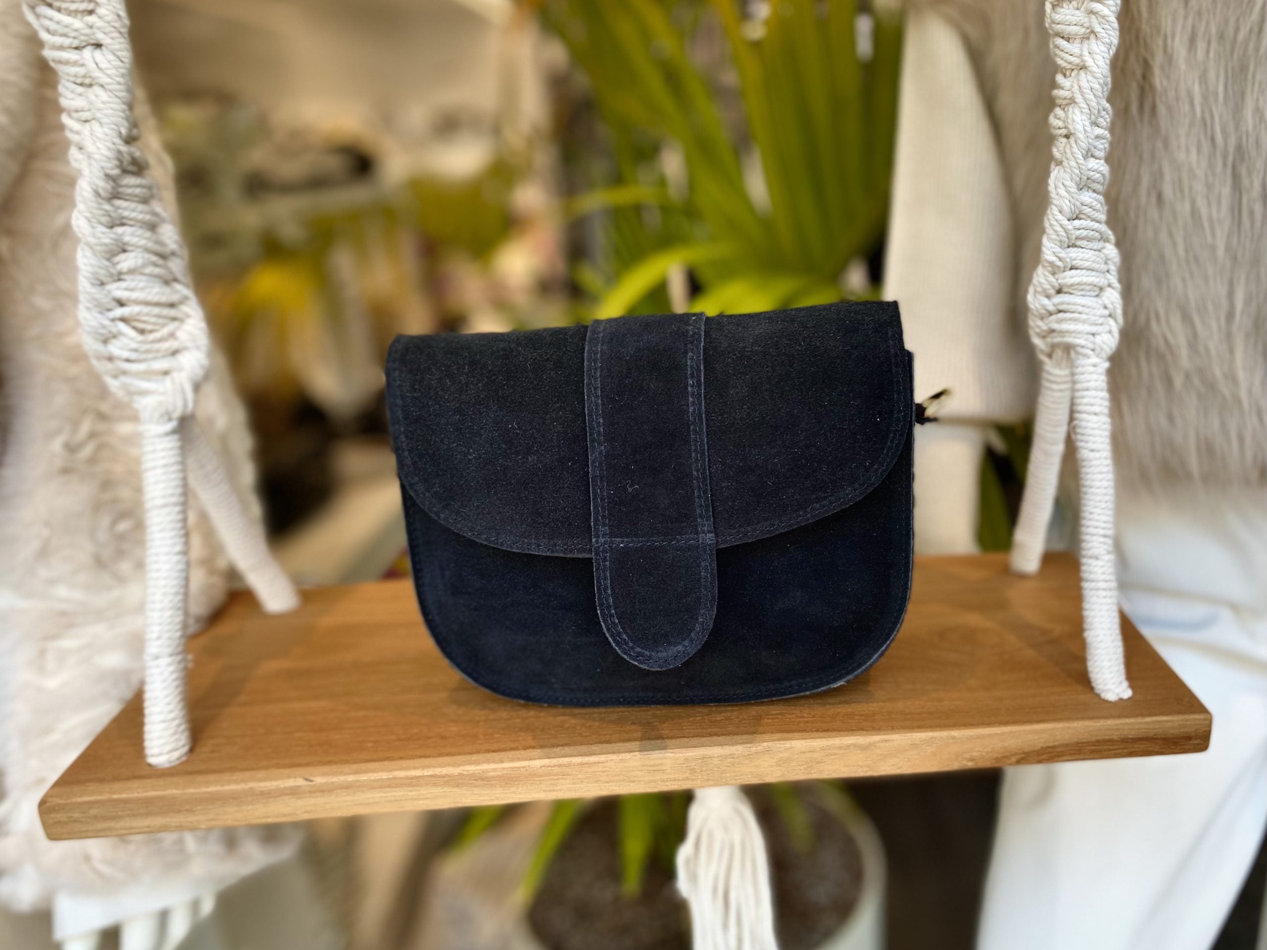 Maan Tas Suede Zwart T230