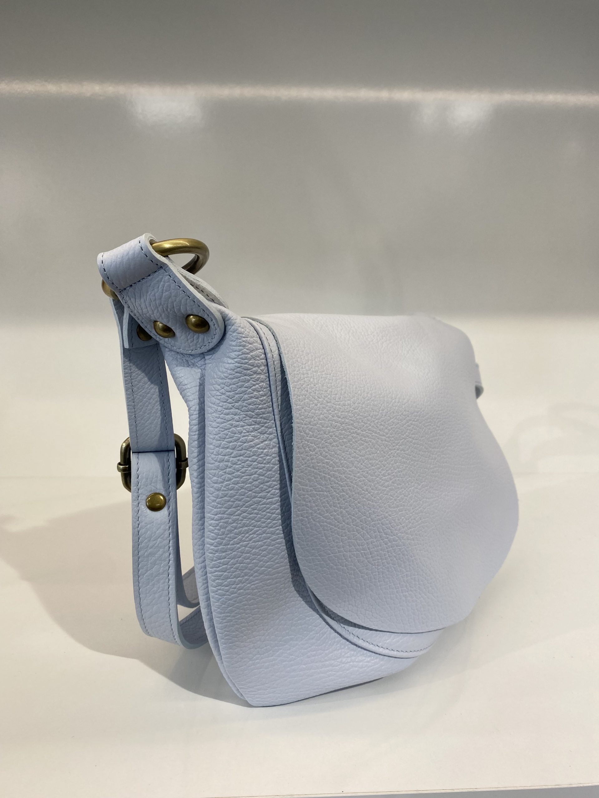 Tas Leer Baby Blue T258