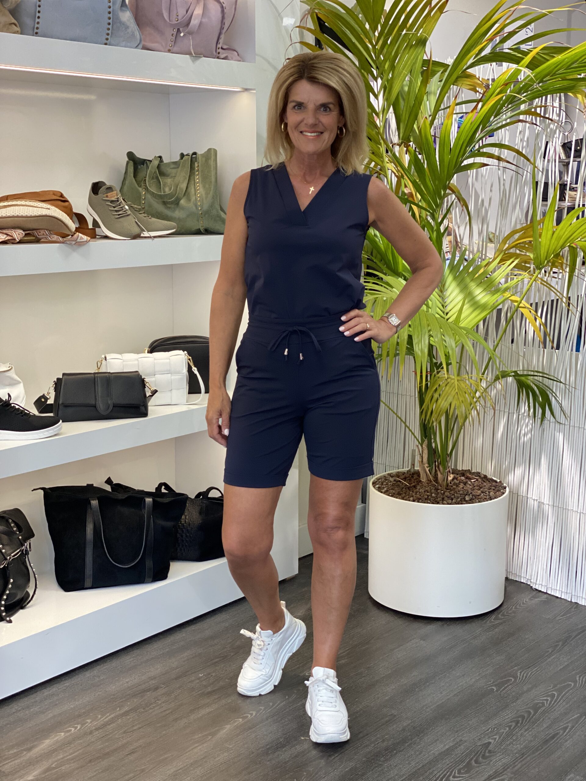 Mi Piace blauw Travelstof Mouwloze Top donkerblauw 202425