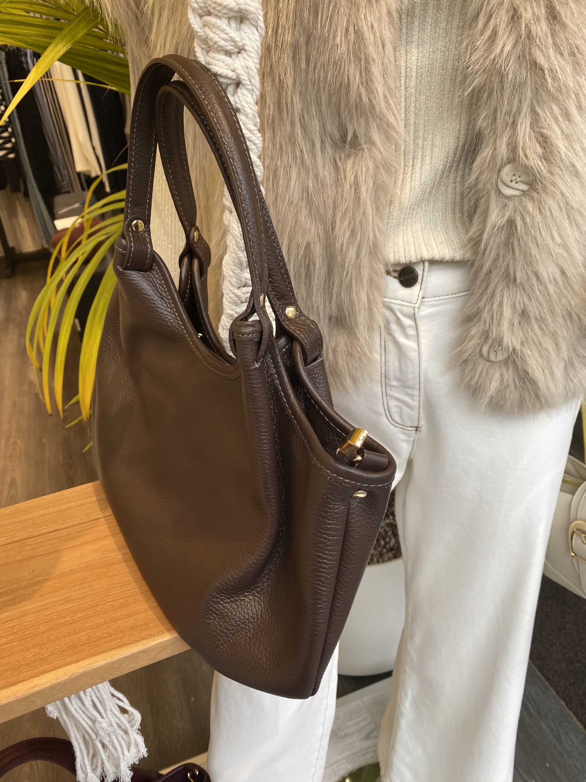 Lou Medium Tas Classic Grain Dark Brown T314