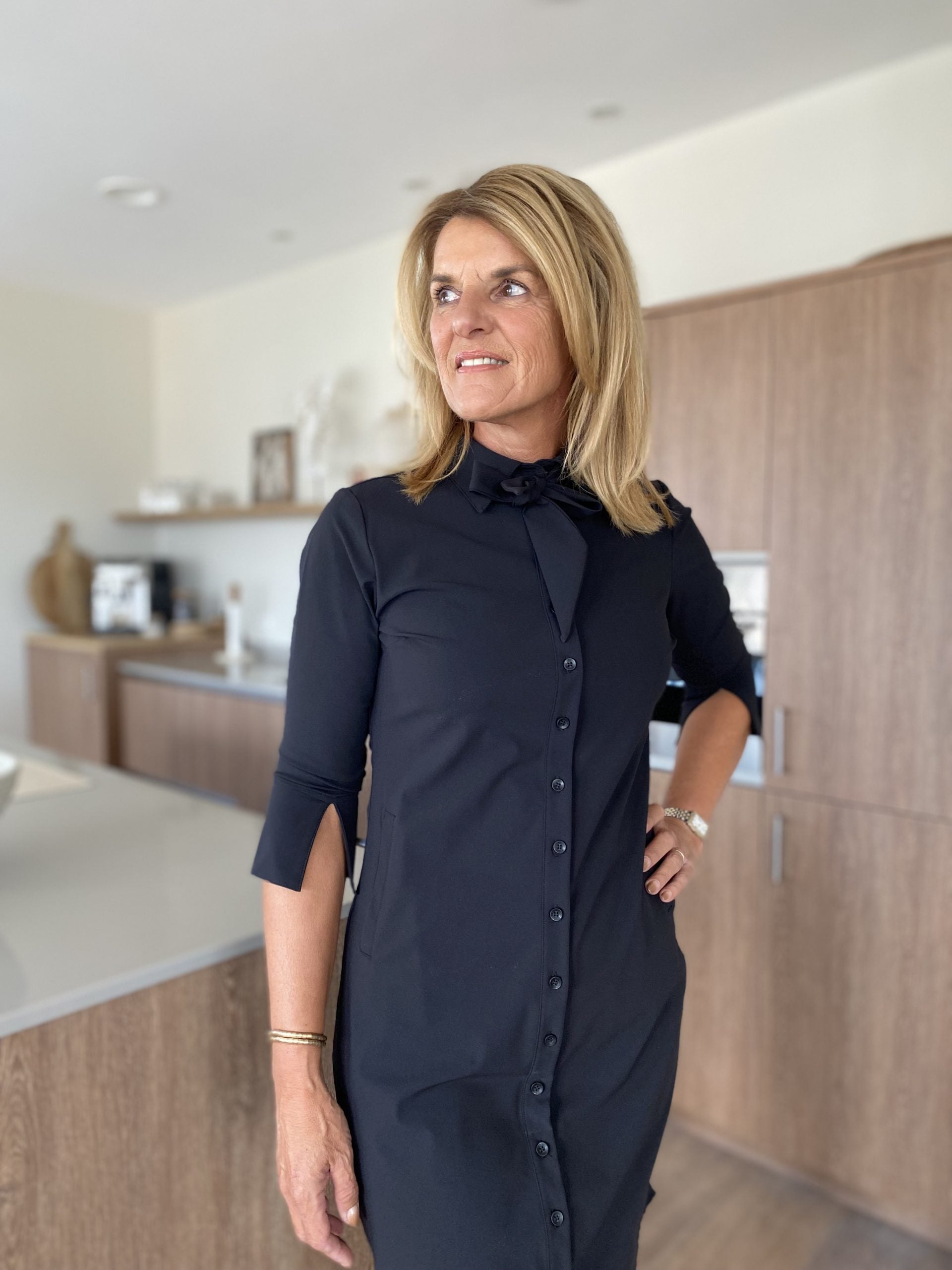 Mi Piace Travelstof Midi Jurk Strik 202708 zwart