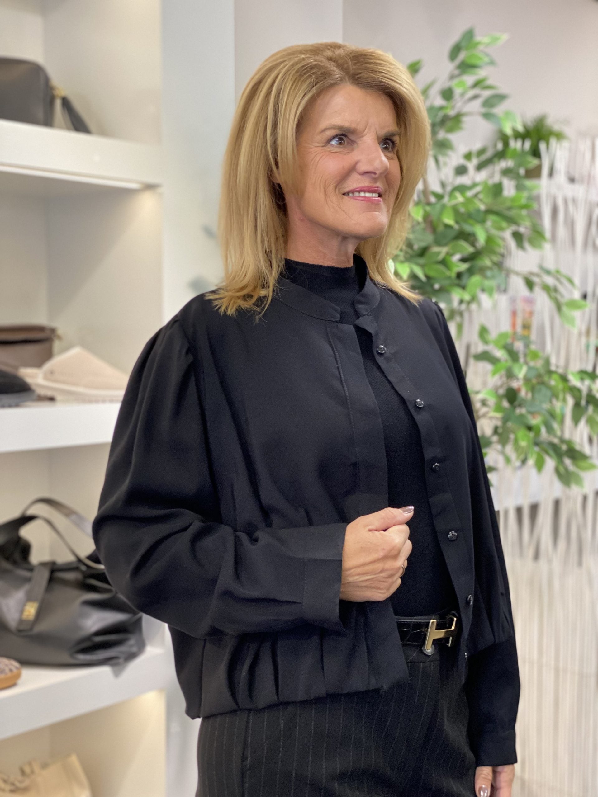 Chastar Blouse Jasje zwart