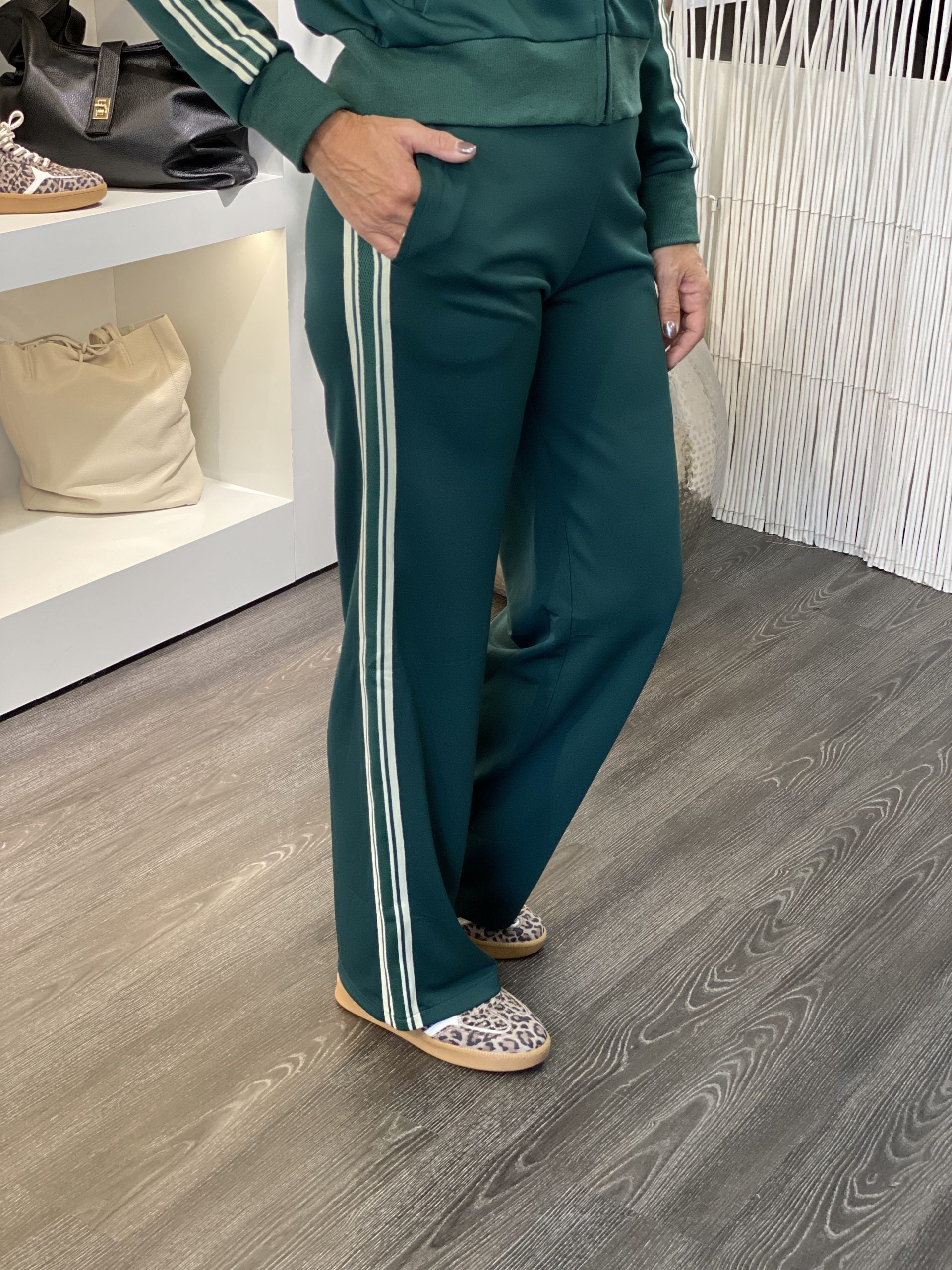 Azzurro Trainingsbroek Oldschool A9773 groen