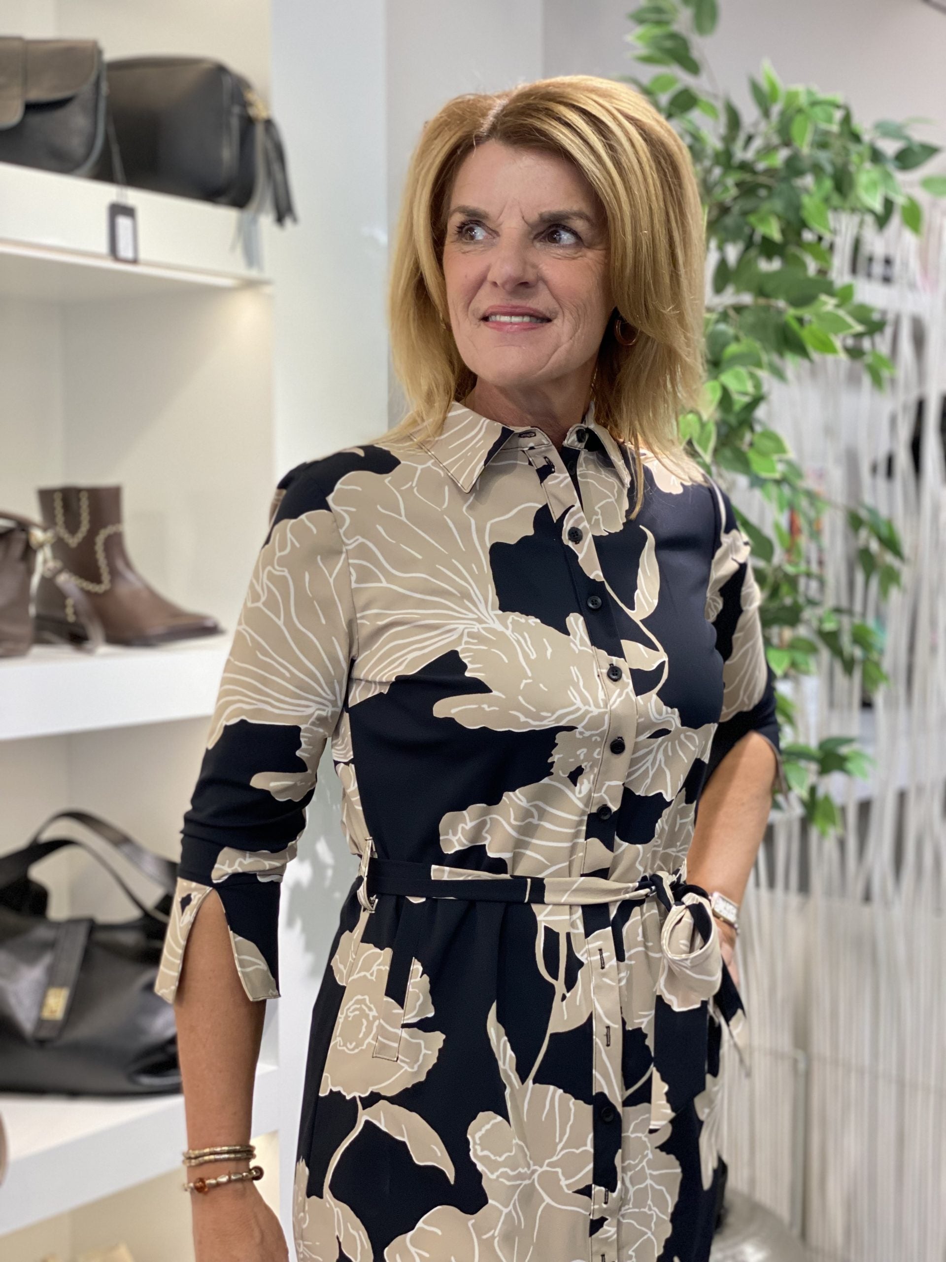 Travelstof Jurk Mi Piace 202092 big flower print black