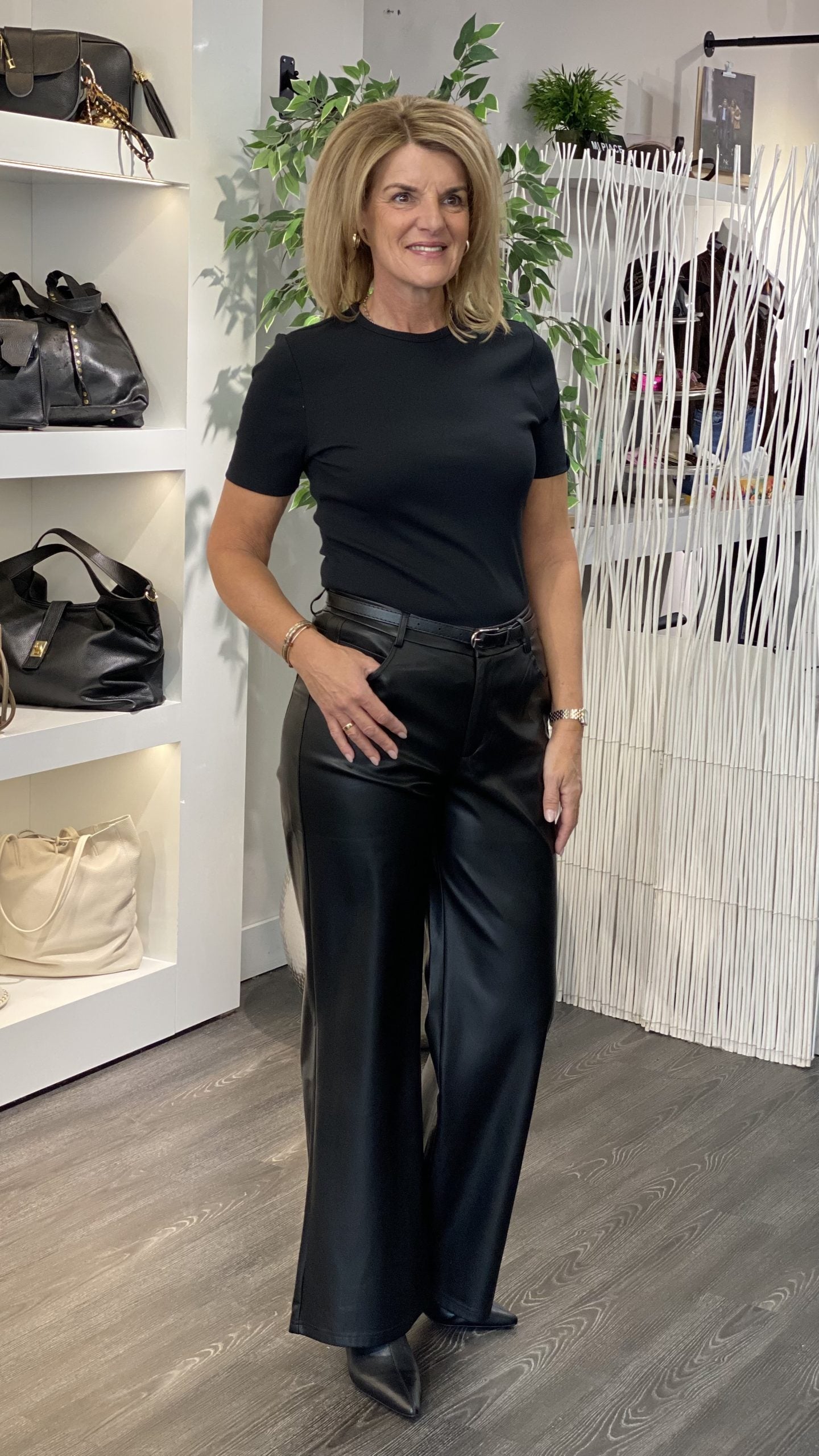 Mi Piace Basic T-shirt Top zwart 2020056