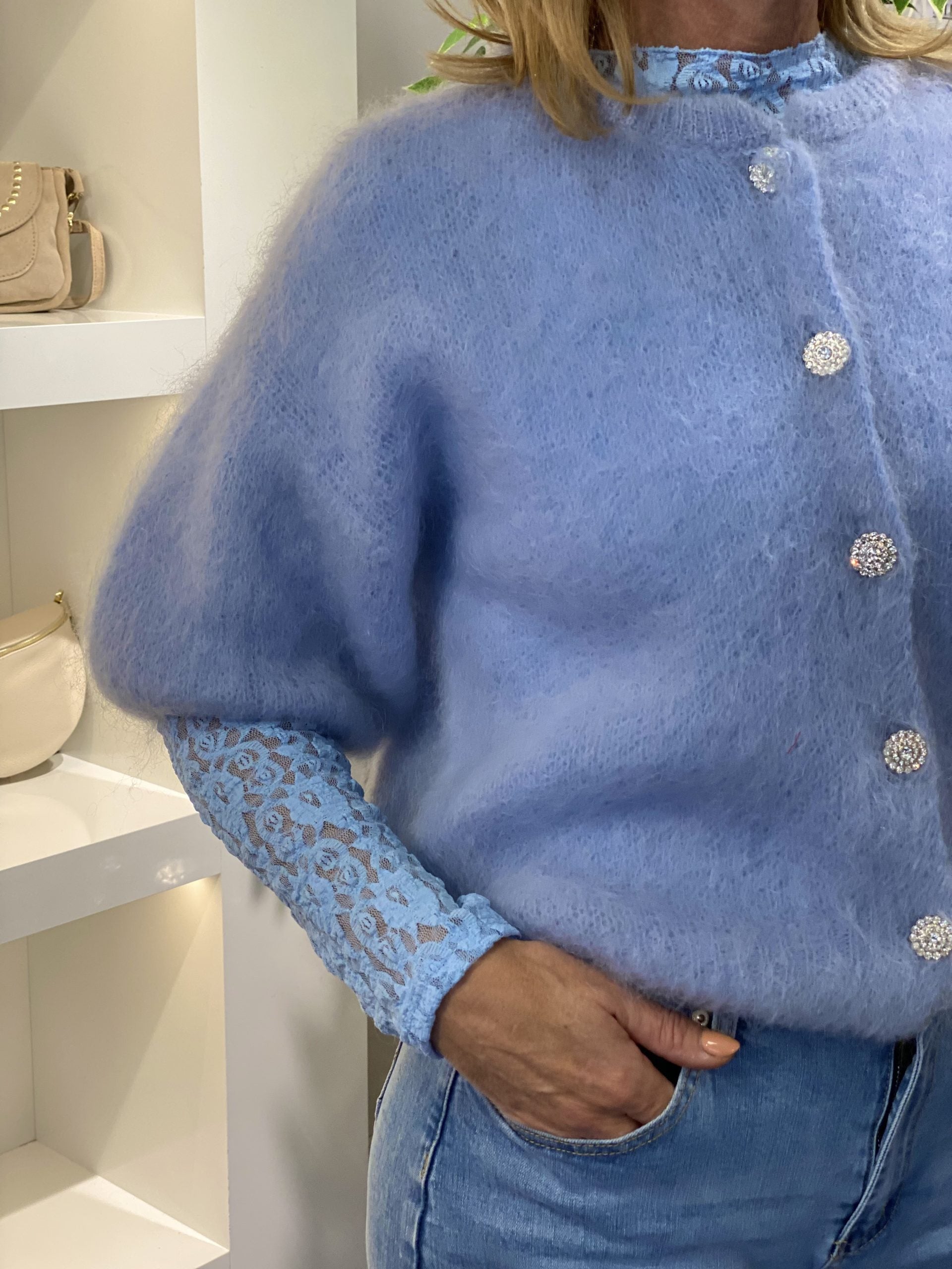 Boebou Zachtgebreid Vest S105 lichtblauw