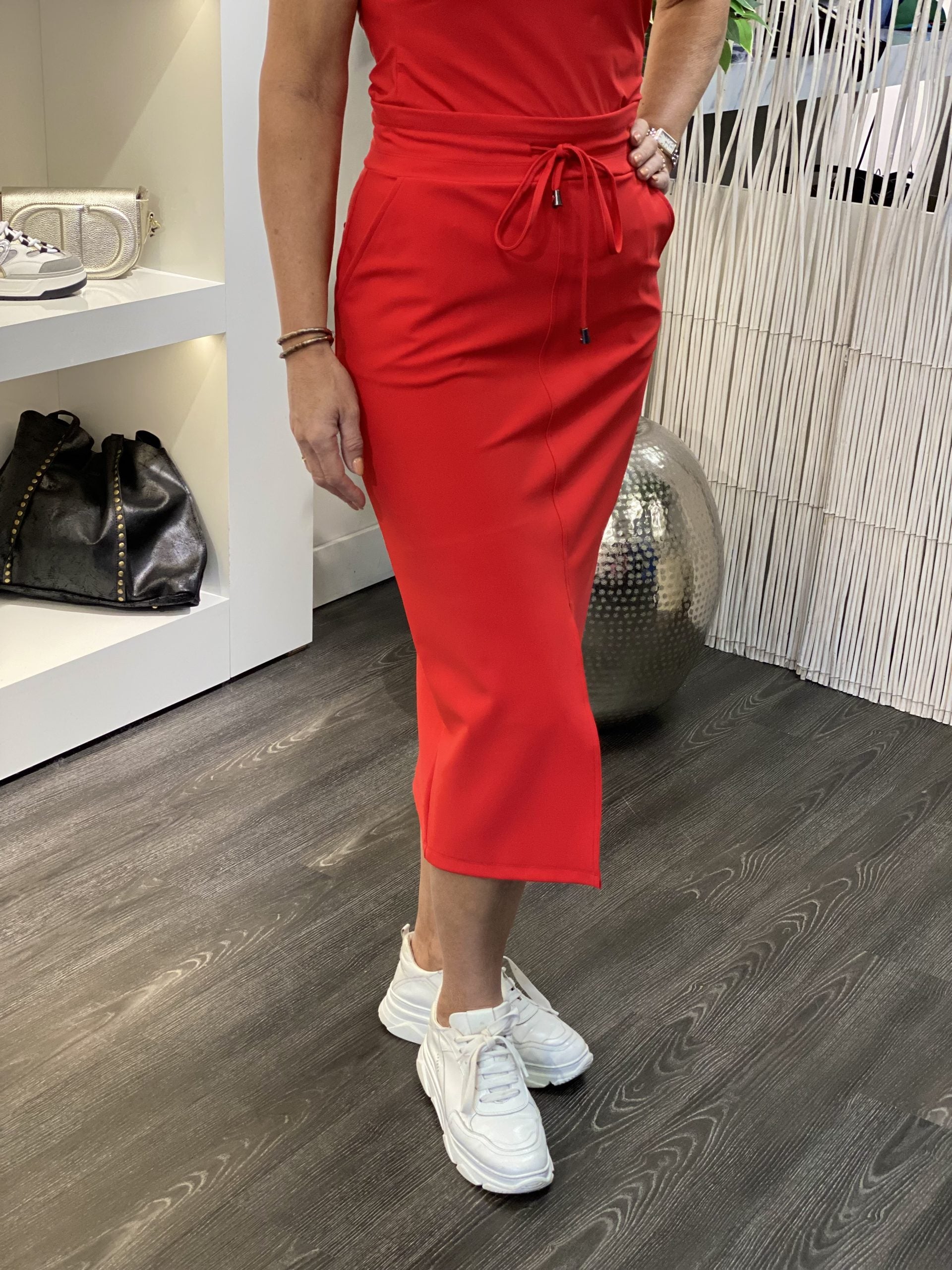 Mi Piace Travelstof Bonded Halflange Rok 202780 rood