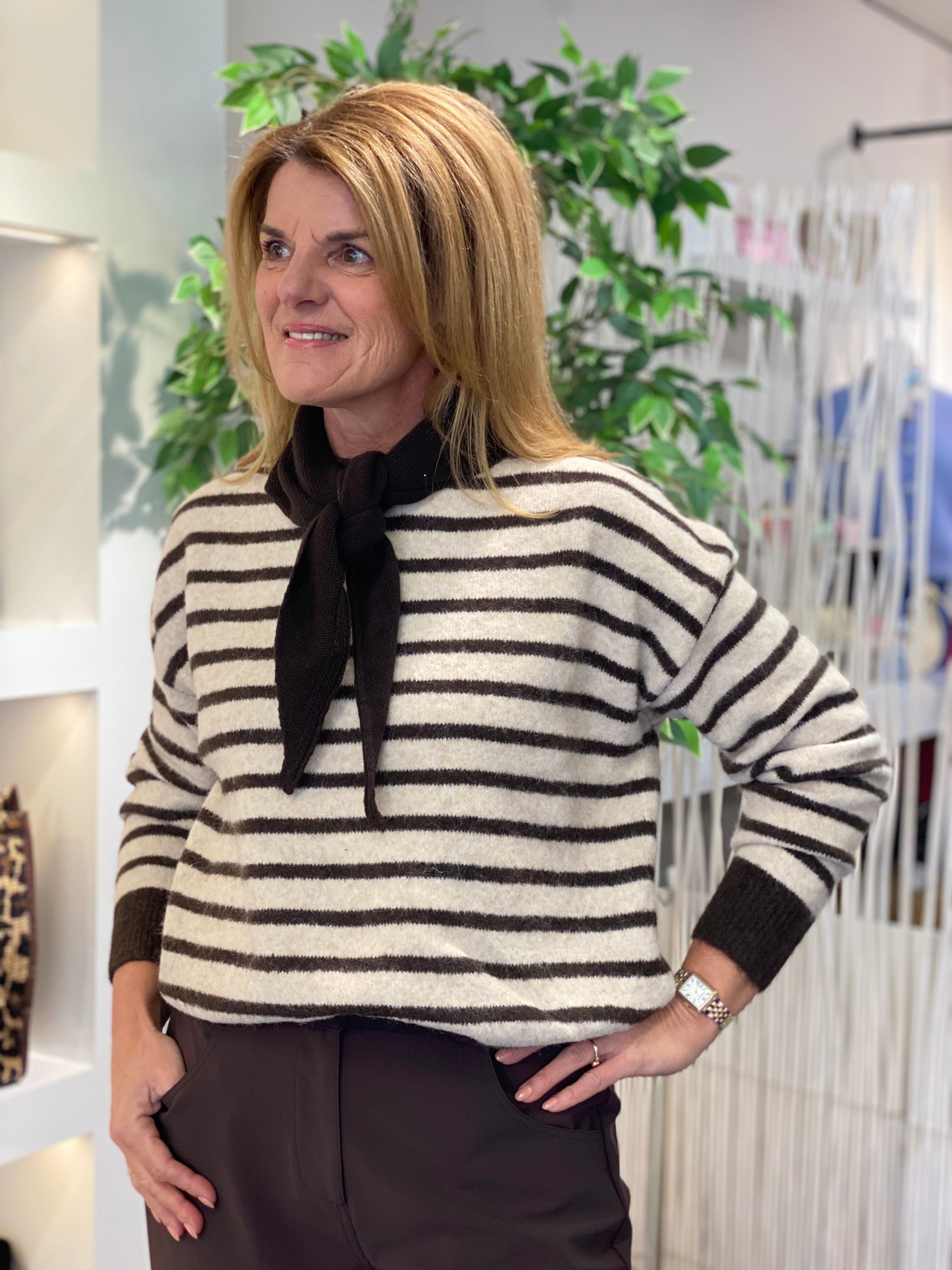 By Clara Trui Streep bruin creme