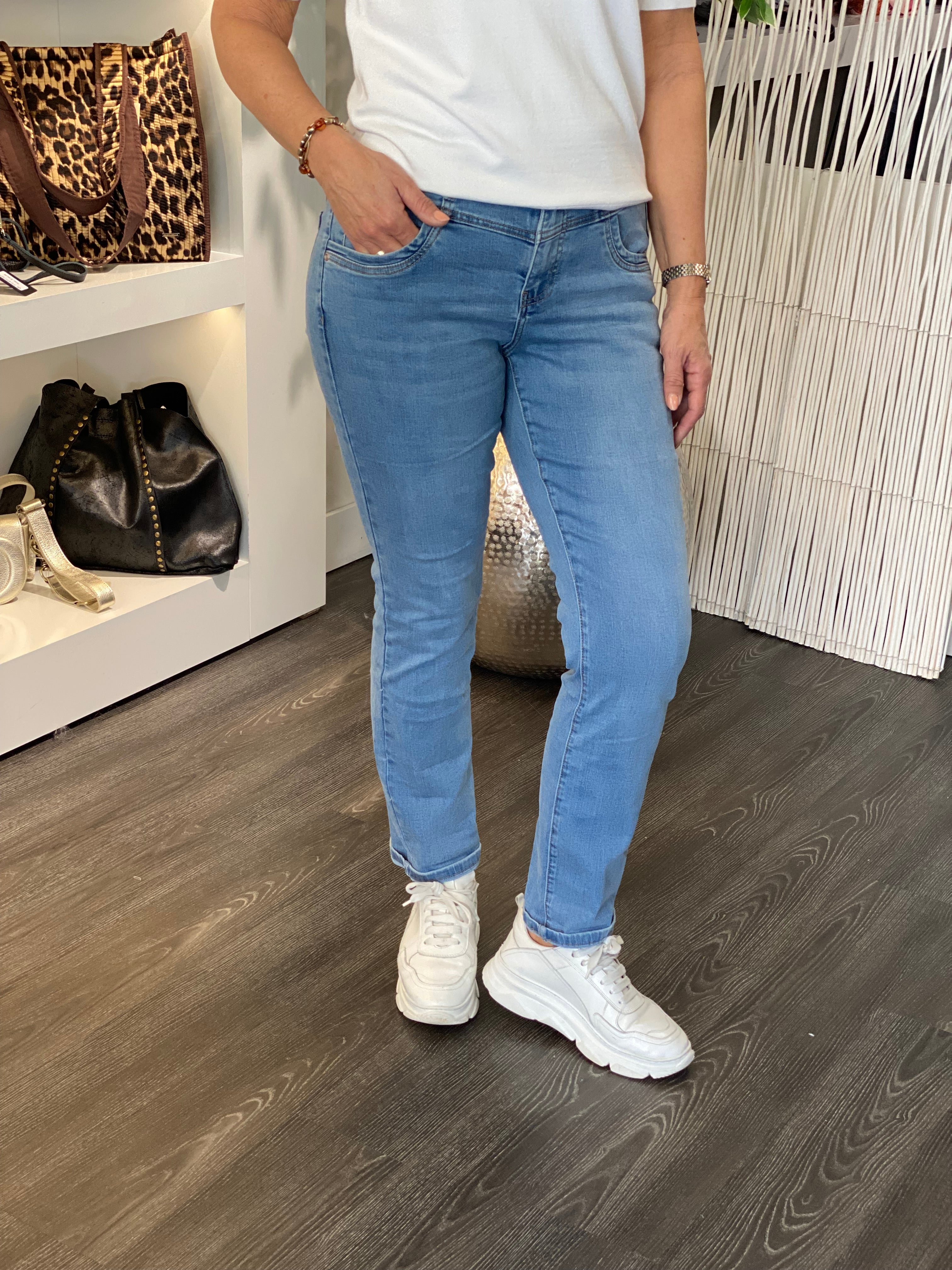 Red Button Relax Denim Broek stone used