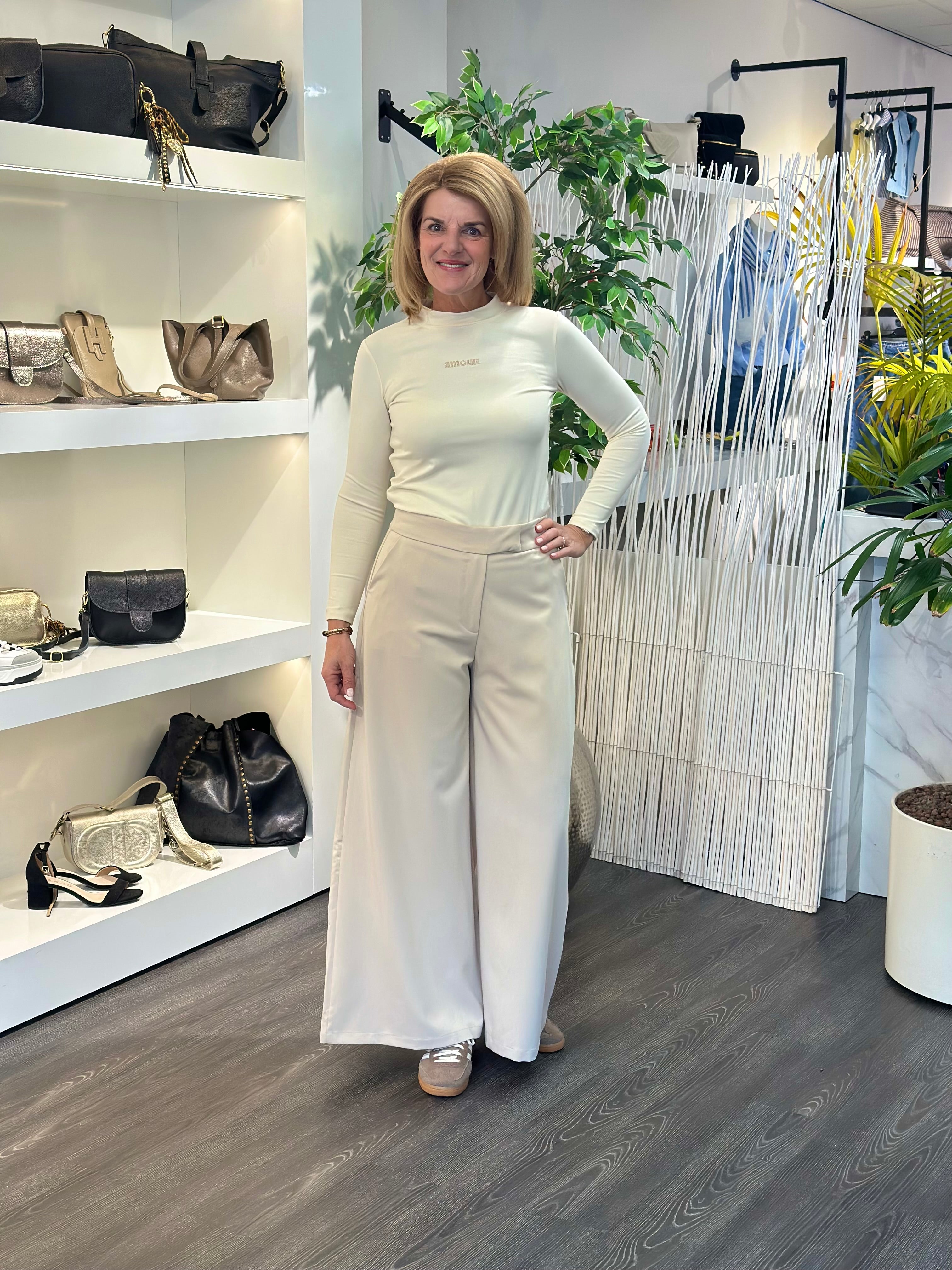 Unika Wijde Broek 8002 beige