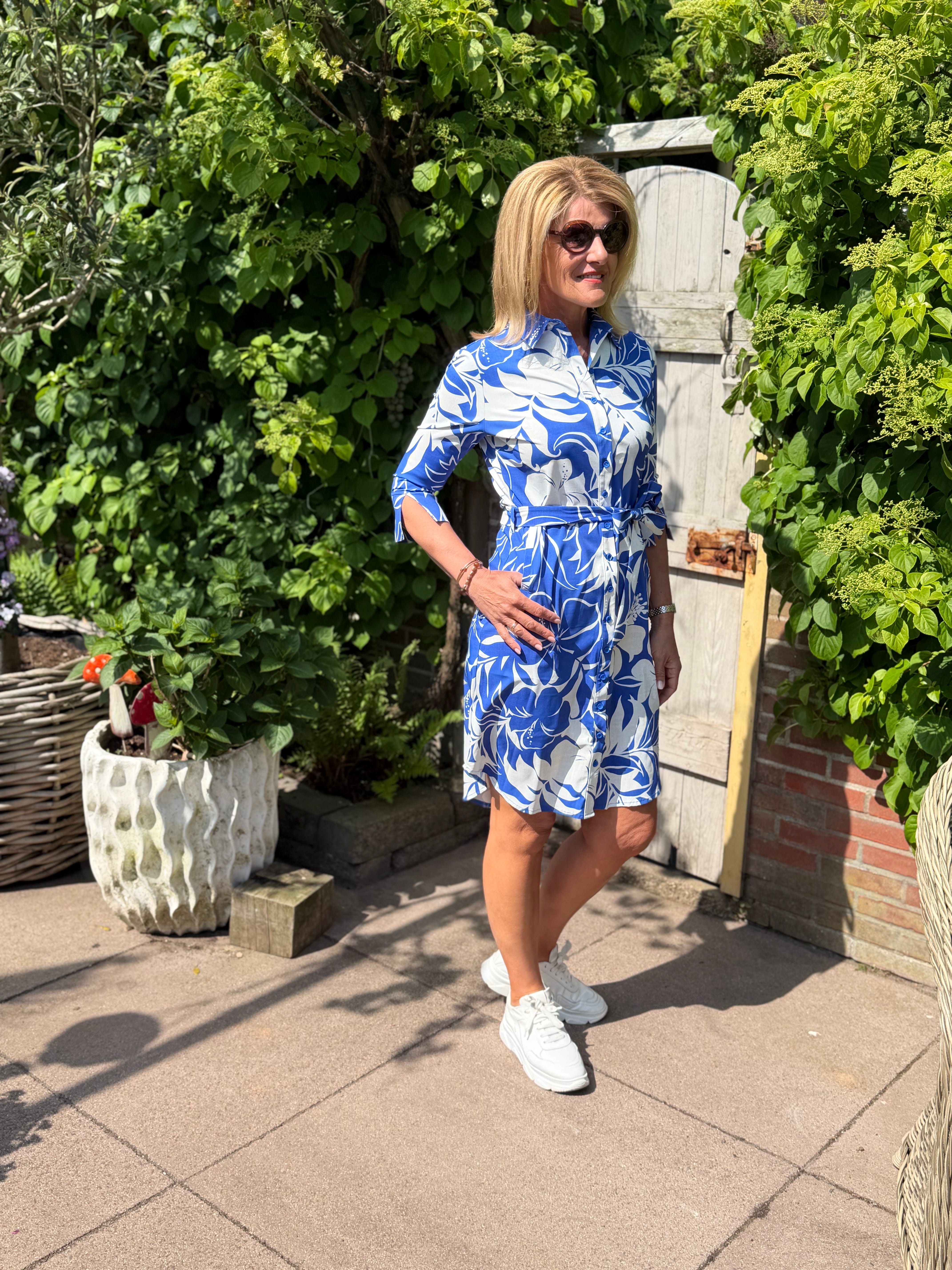 Mi Piace Travelstof Jurk 202092 hibiscus print nautic blue