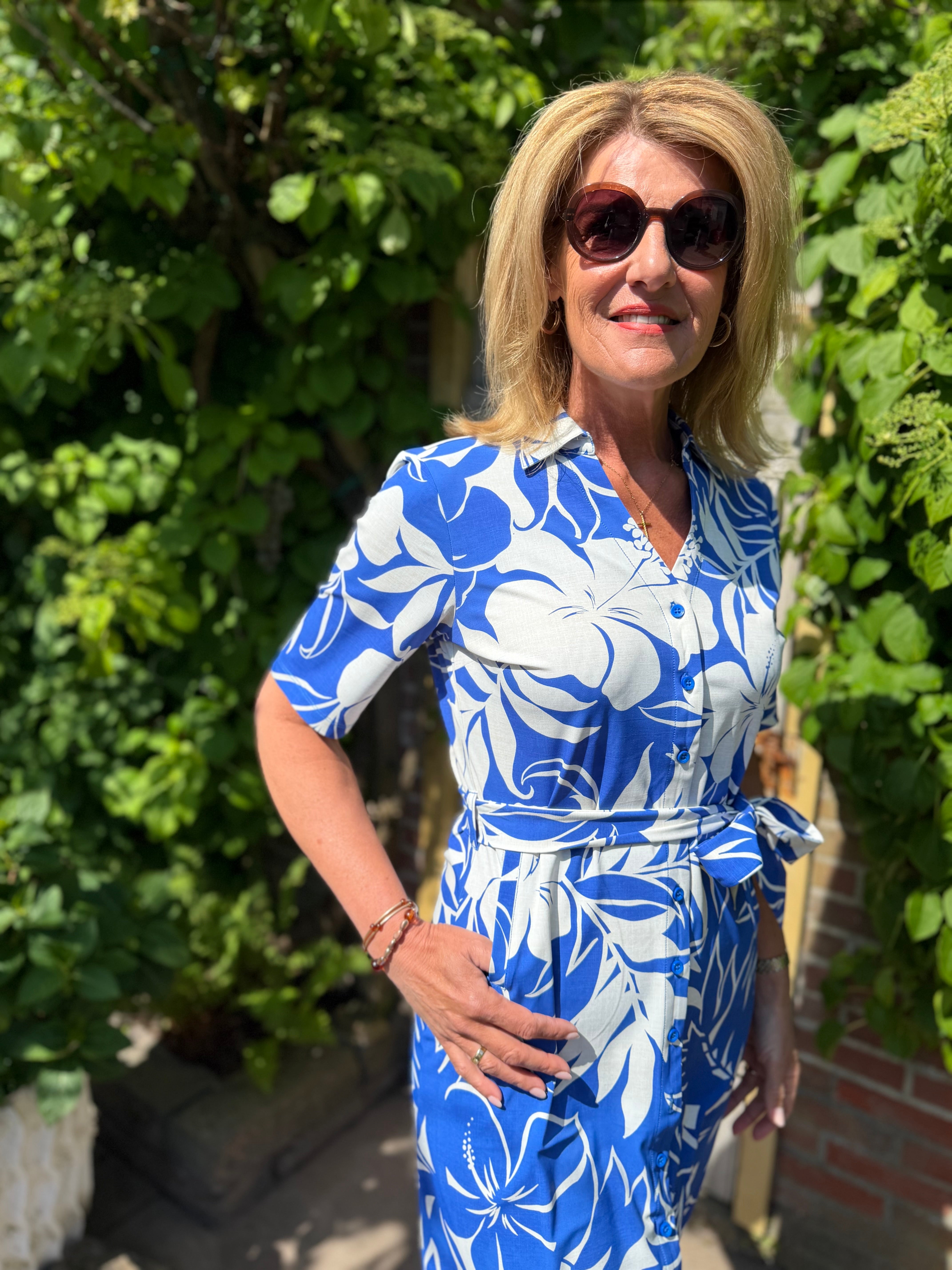 Mi Piace Travelstof Jurk 202807 hibiscus print nautic blue