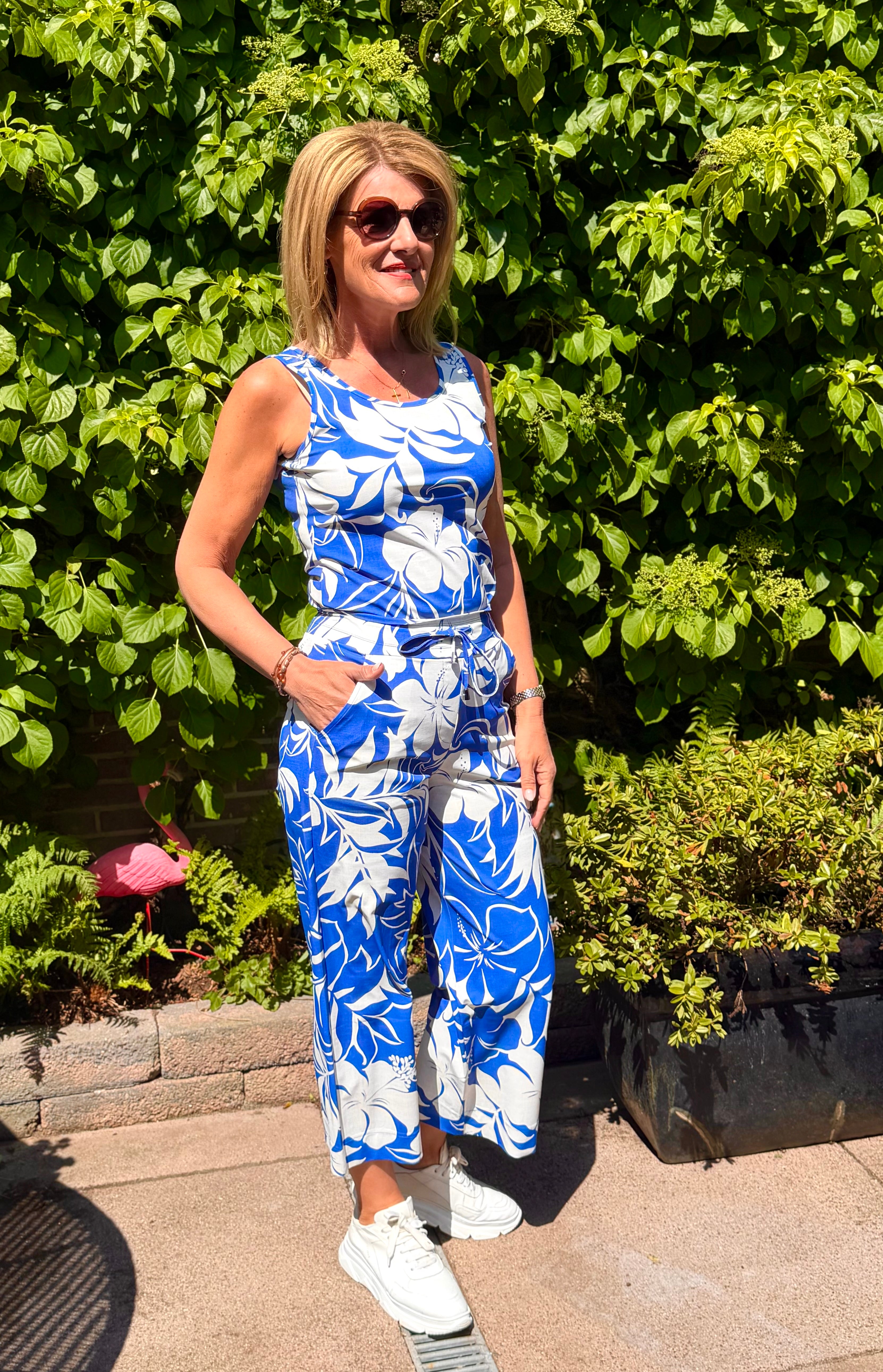 Mi Piace Travelstof Top 202027 hibiscus print nautic blue