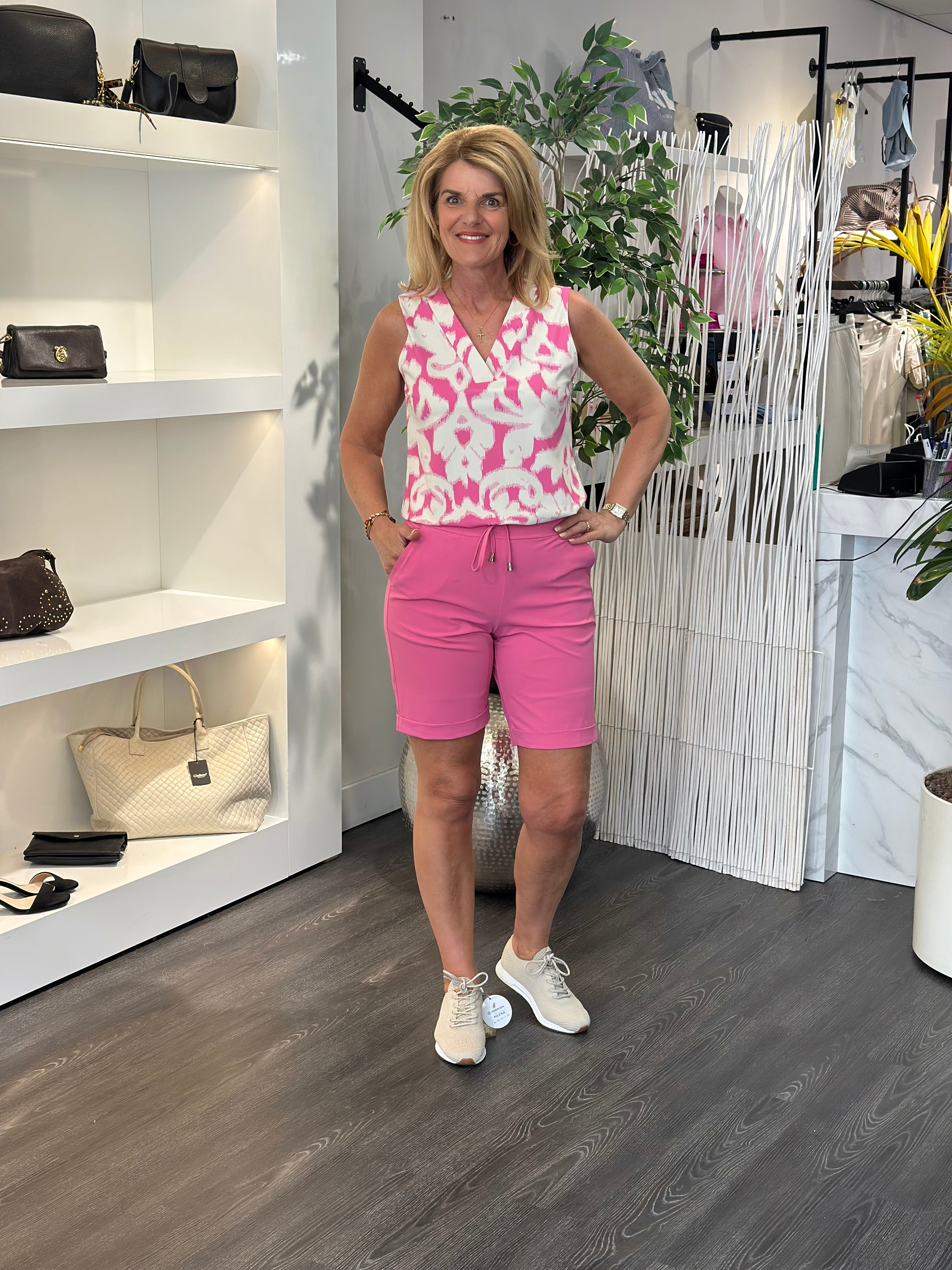 Mi Piace Travelstof Mouwloze Top 202425 ikat ornaments print rose