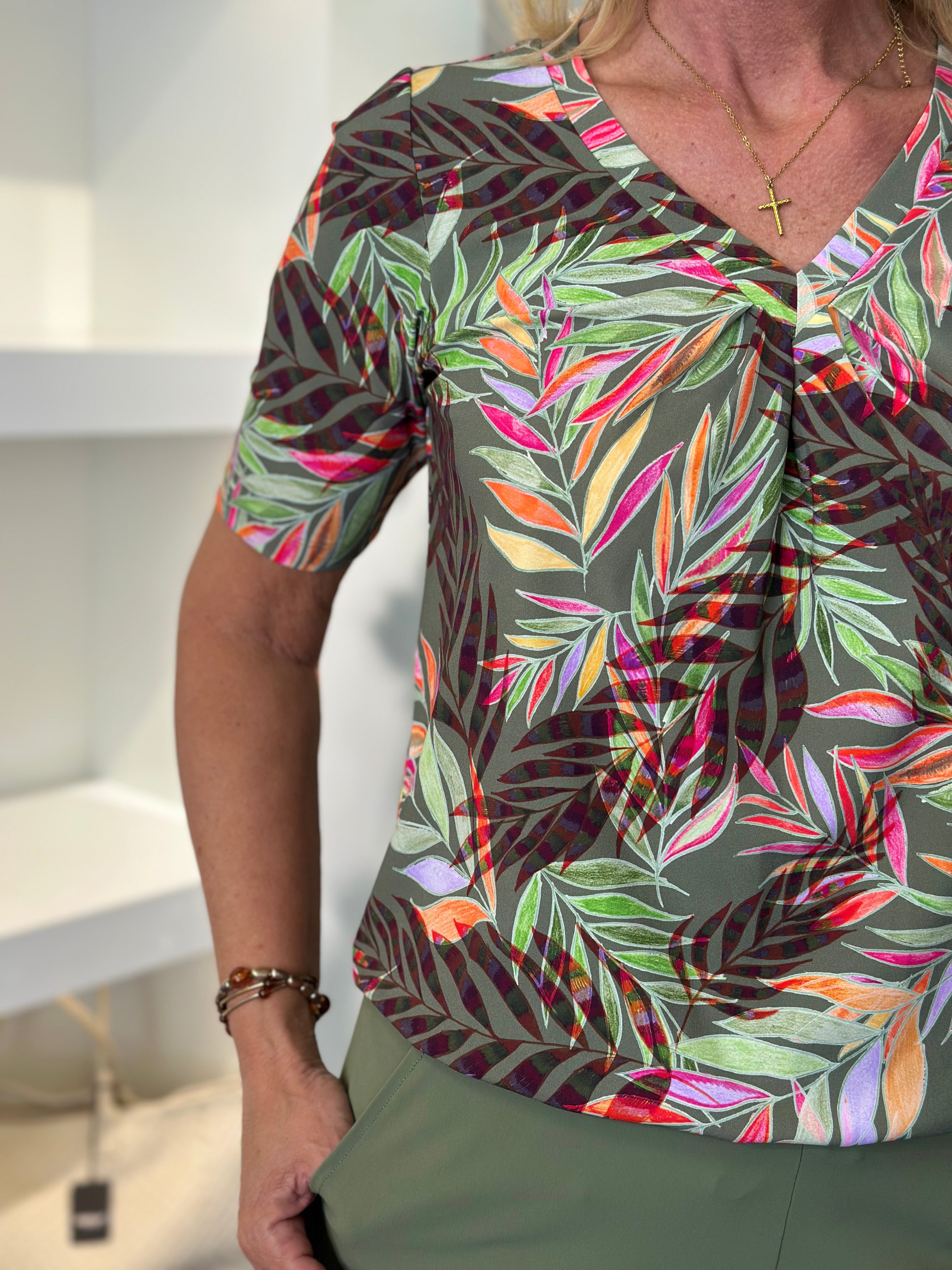 Mi Piace Travel Shirt Pleated 202815 pencil branches print olive