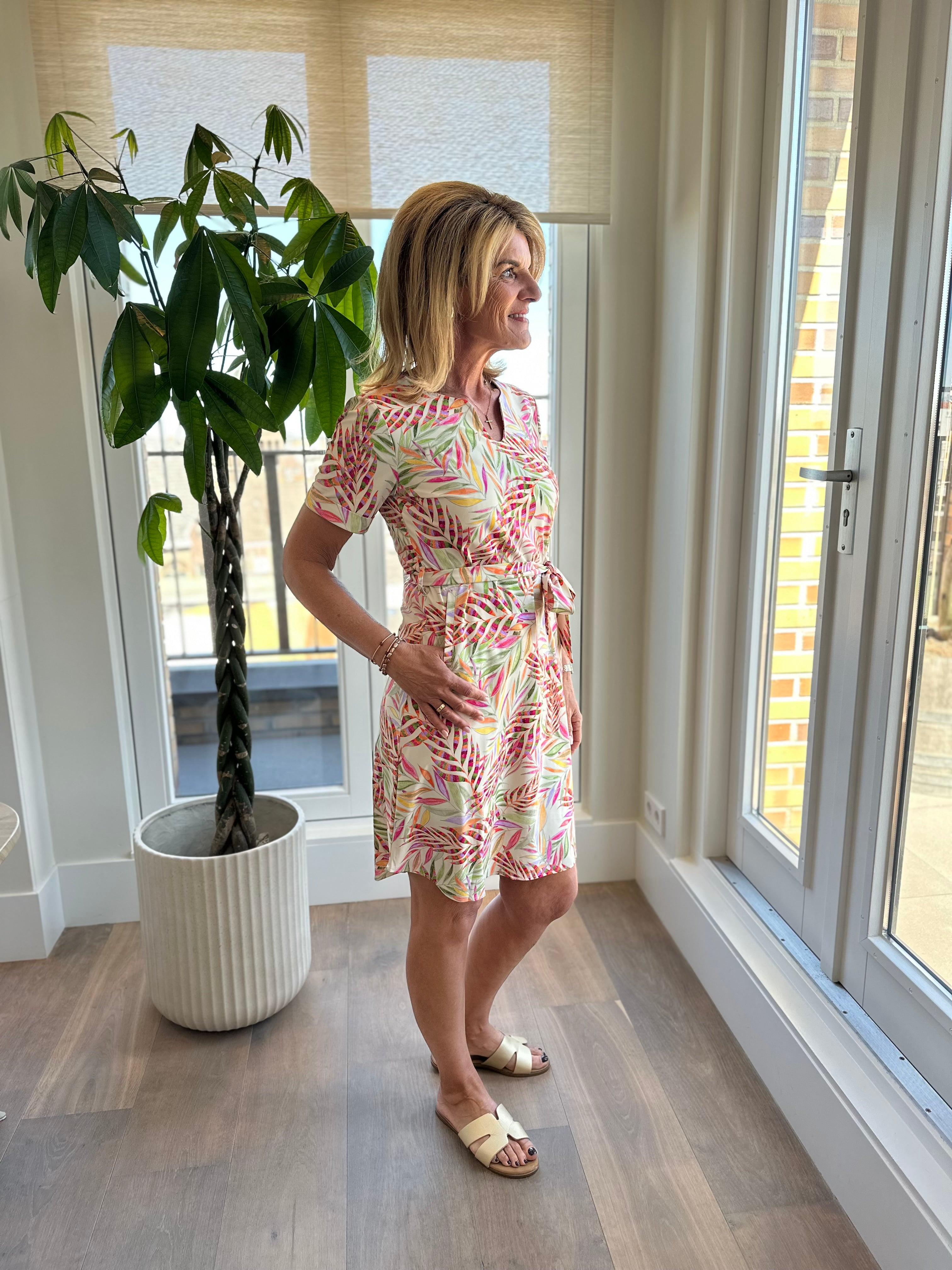 Mi Piace Travelstof Tuniek Jurk met Tailleband 202245 pencil branches print kit