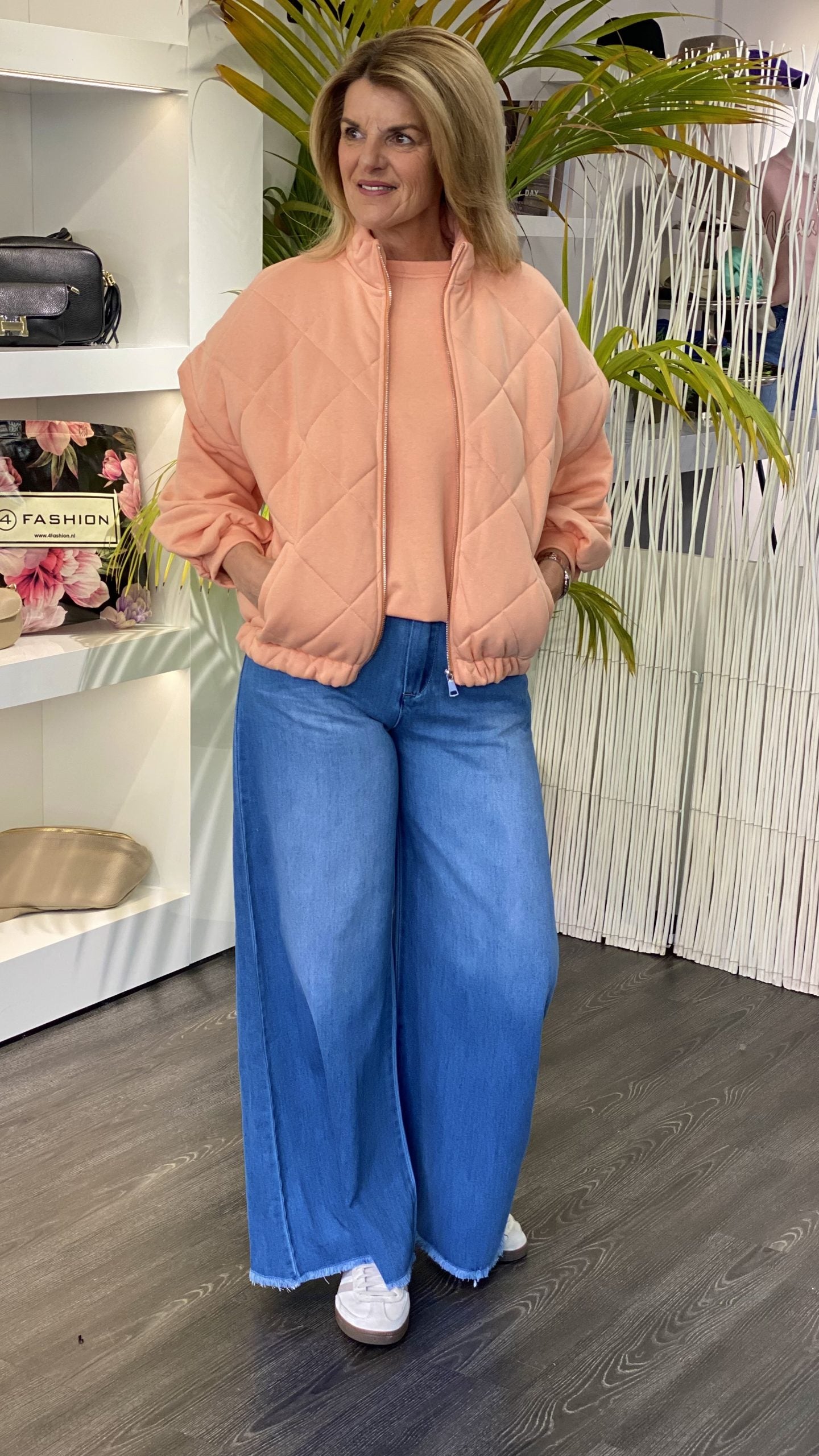 Azzurro Gilet Bodywarmer Livv 6548 peach