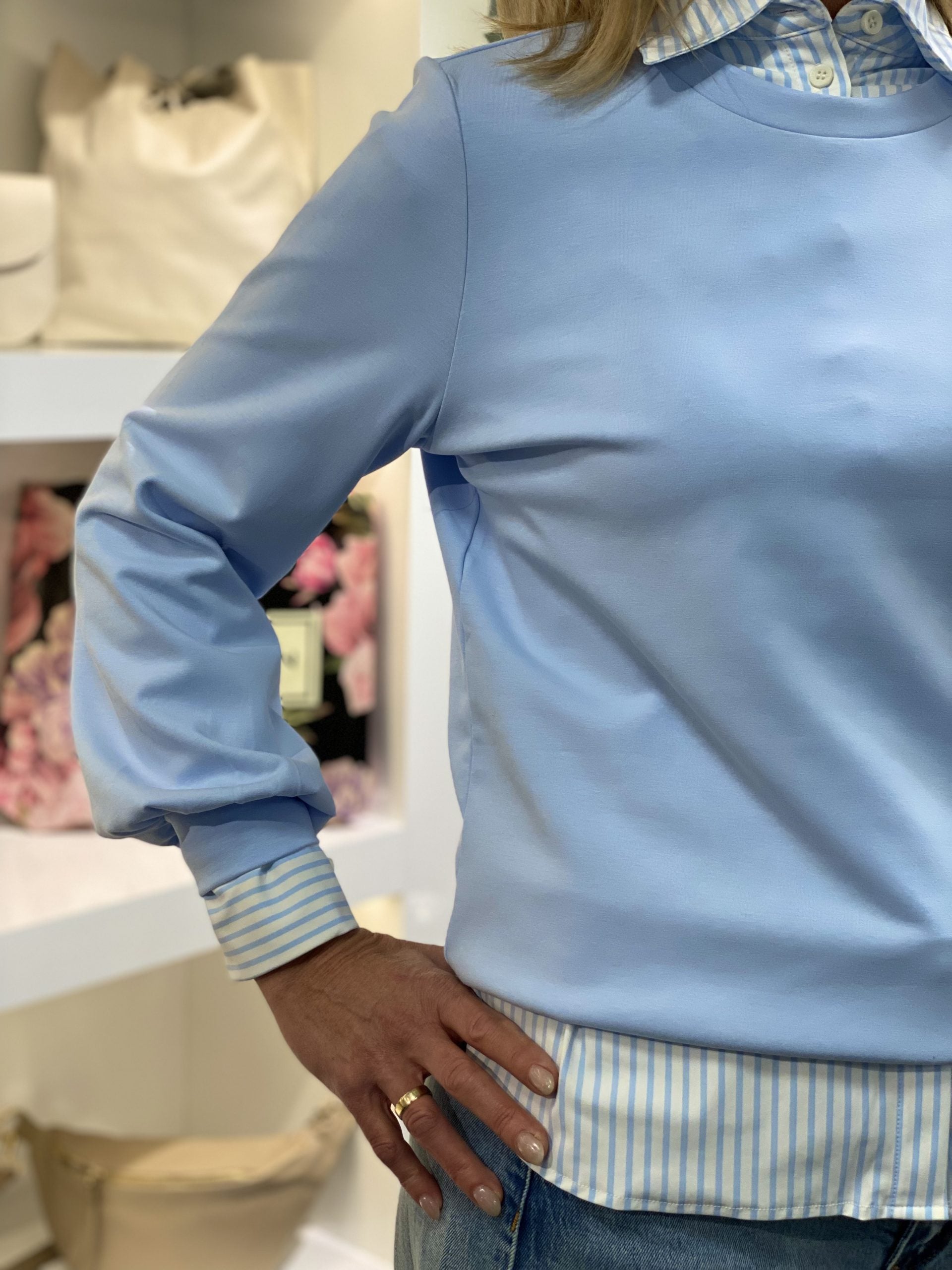 Mi Piace Sweater lichtblauw 202554