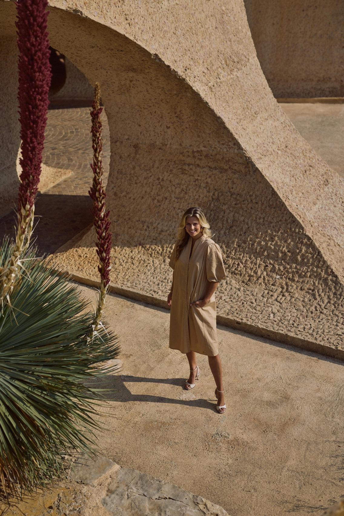 Nukus Mayke Jurk camel