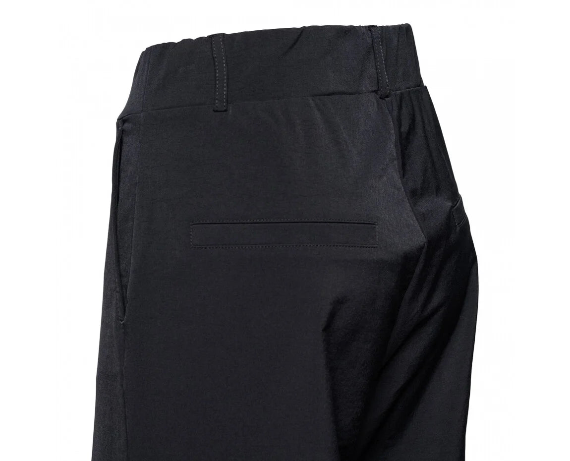 Co Woman Patrice Travelbroek zwart