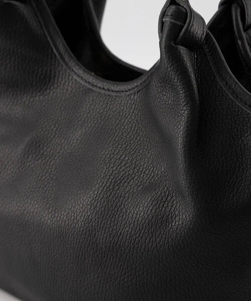 Lou Medium Tas Classic Grain Zwart T314