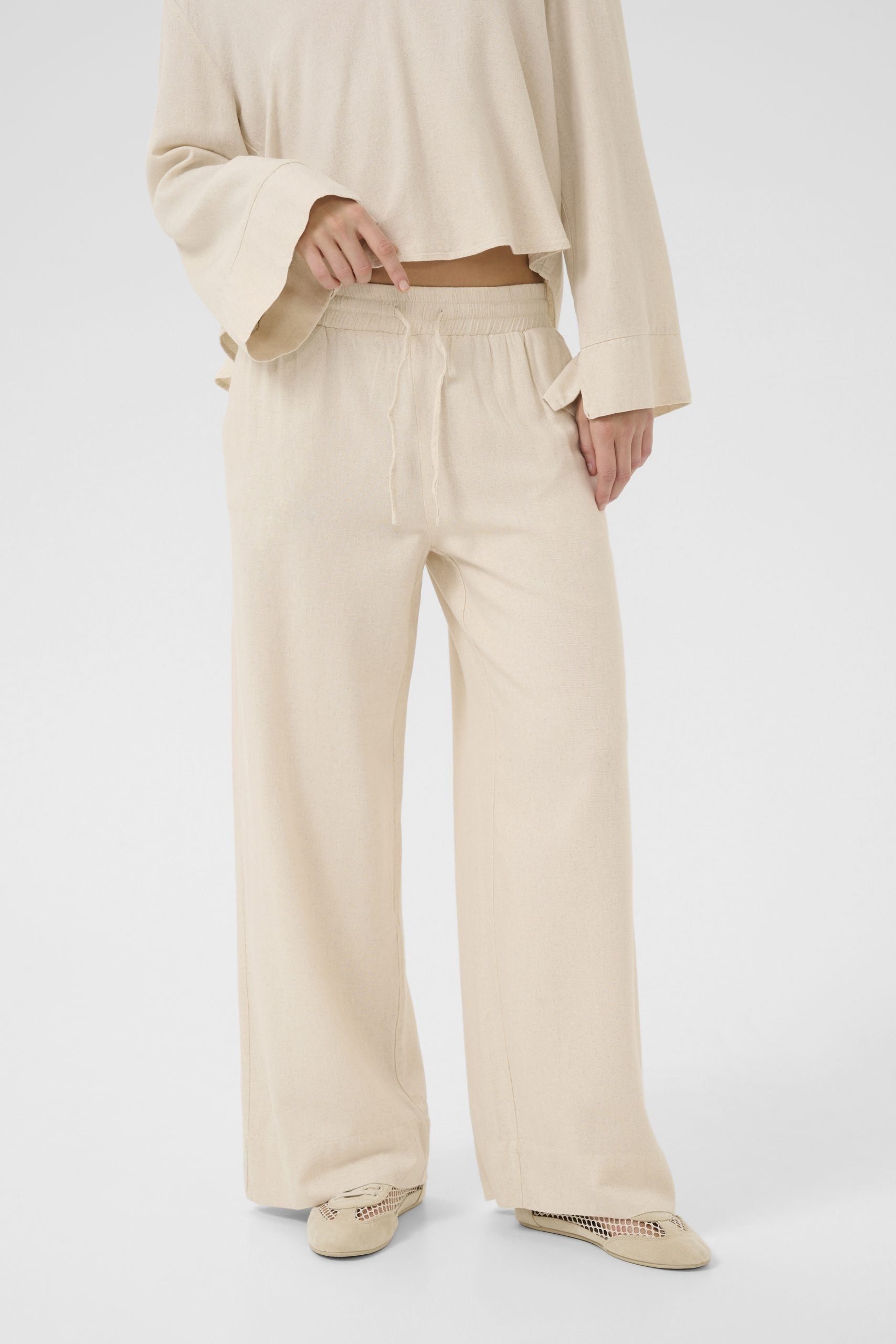 My Essential Jeans Wardrobe DiasMW Broek almond milk melange