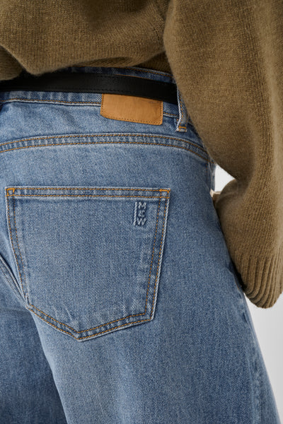 My Essential Wardrobe Baloo 139 High Barrel L30 medium blue wash