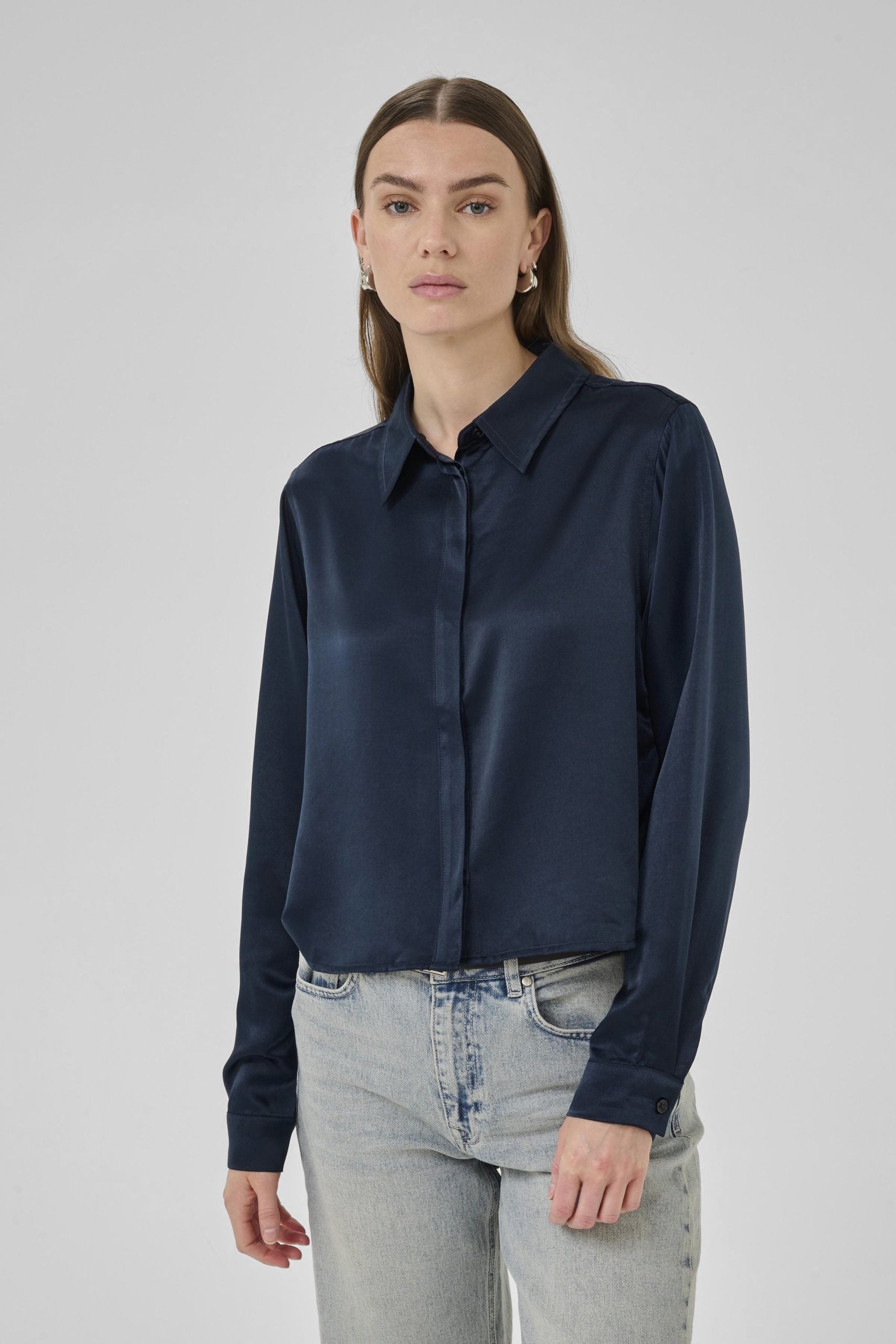 My Essential Wardrobe EstelleMW Short Shirt Blouse after midnight