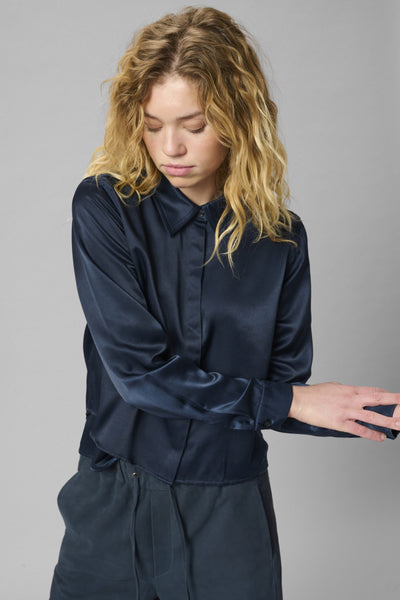 My Essential Wardrobe EstelleMW Short Shirt Blouse after midnight