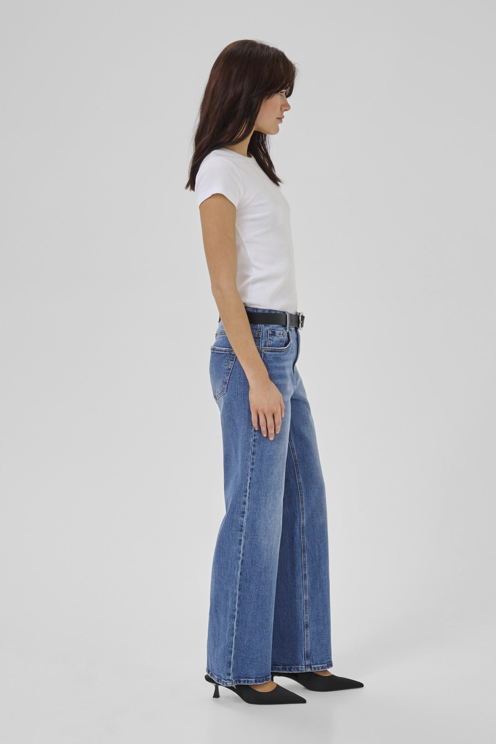 My Essential Wardrobe Louis 144 High Wide Broek L34 medium blue wash