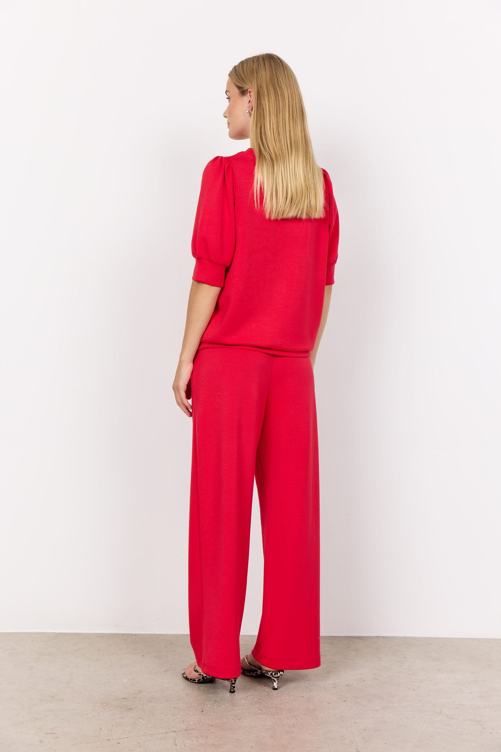 SoyaConcept Banu 83 Shirt lipstick