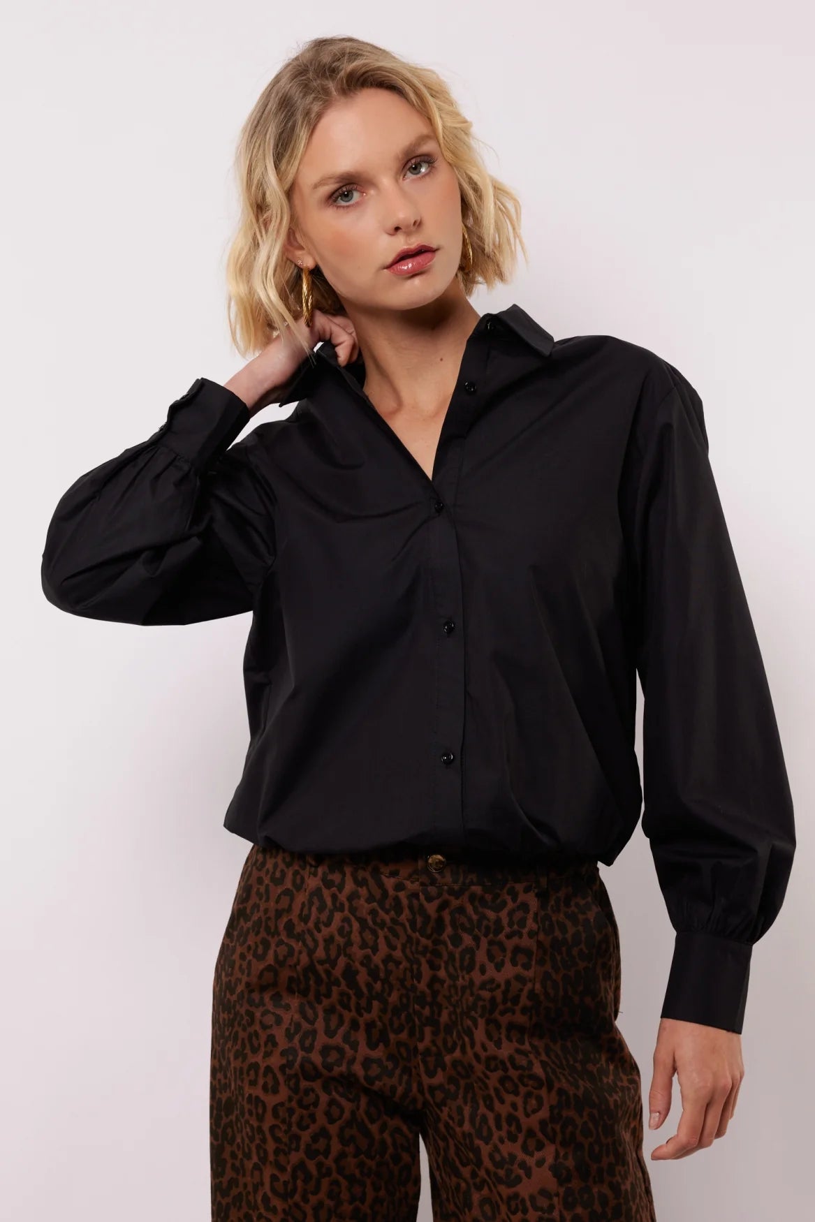 Fluresk Thesia Blouse zwart