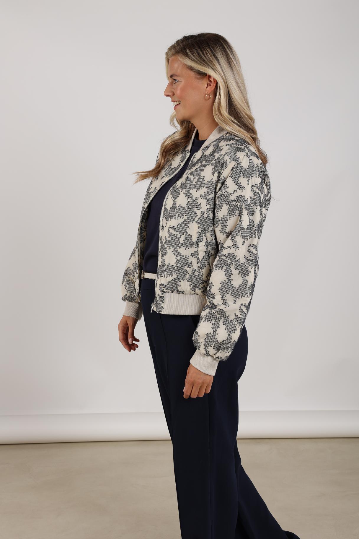 Nukus Charlie Bomber Cross sand / navy