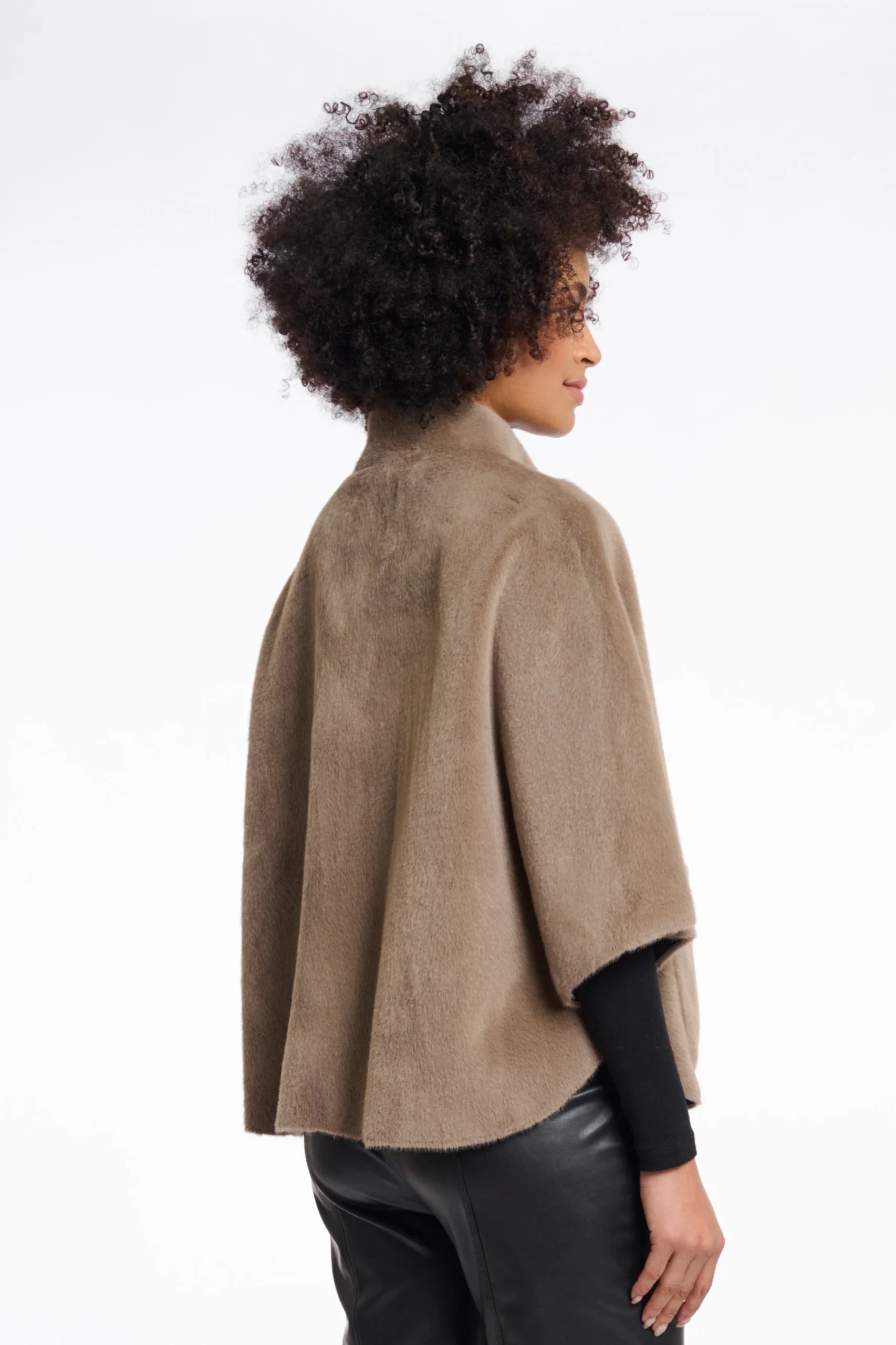 Rino & Pelle Dewi Faux Fur Cape toffee