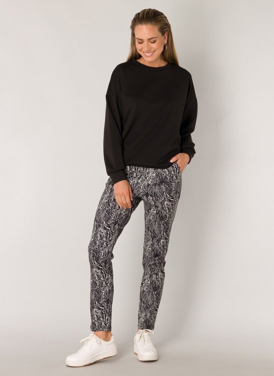 Ivy Beau / Essy Esmay Sweater zwart